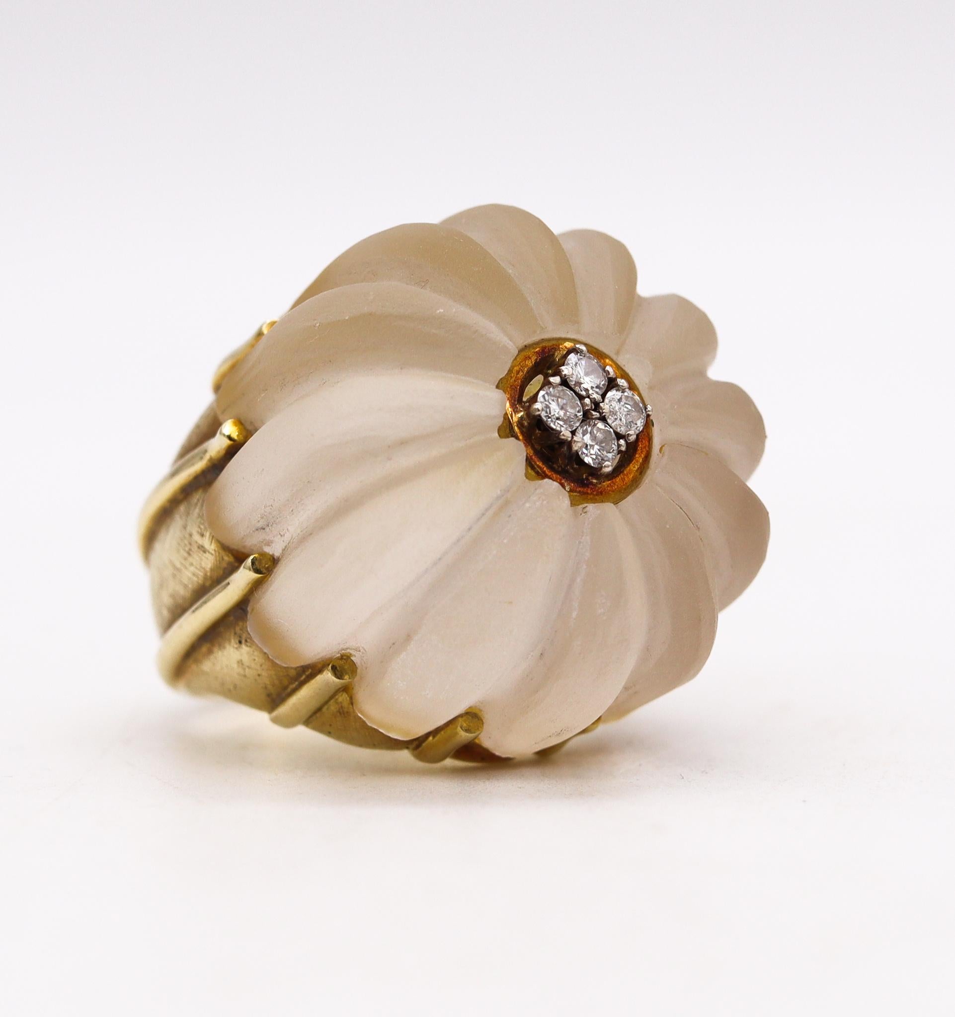 Modernist Modernism 1970 Cocktail Ring in 18Kt Yellow Gold with Rock Quartz & VS Diamonds For Sale
