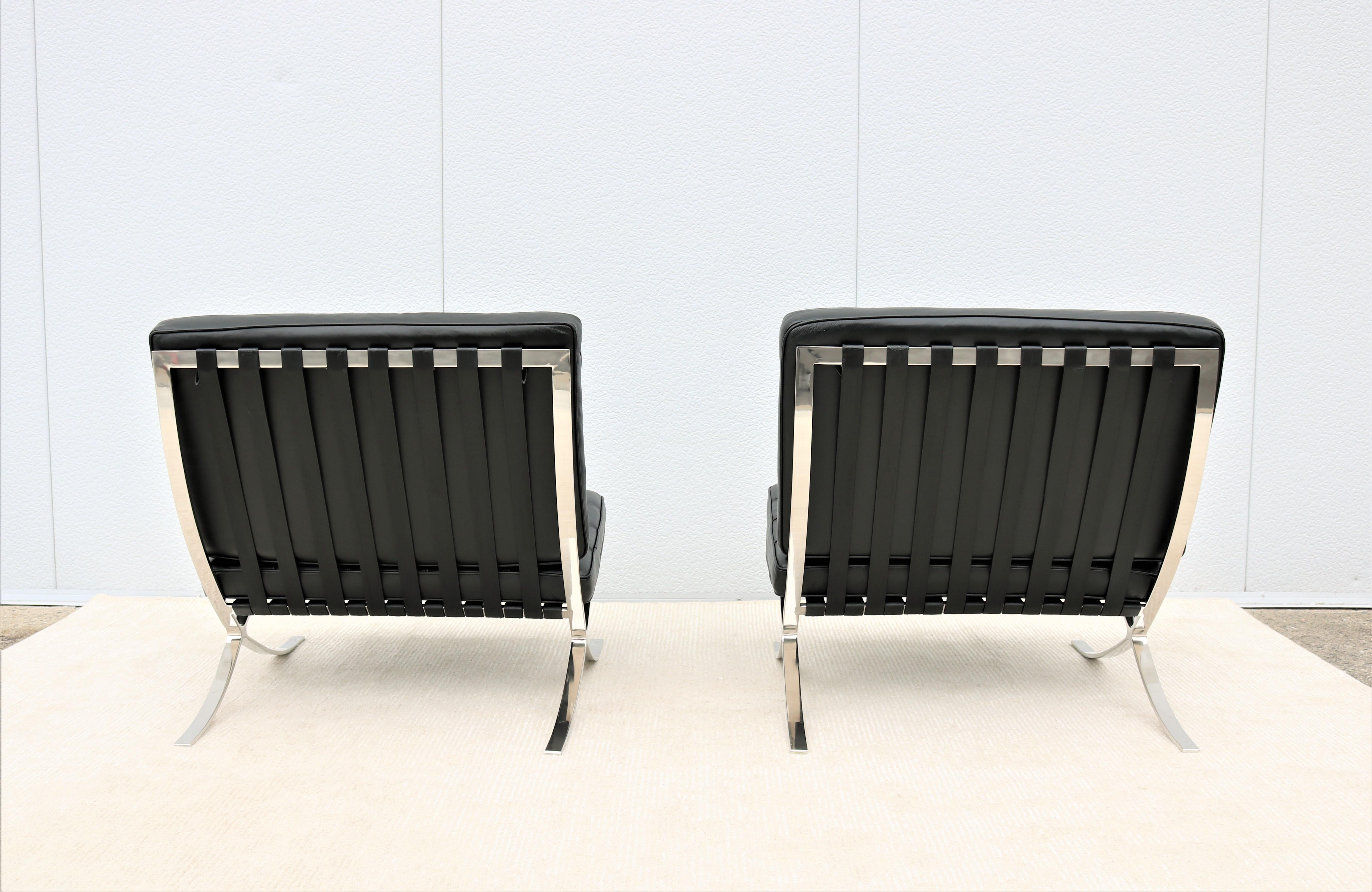 Modernism Ludwig Mies van der Rohe Black Leather Barcelona Lounge Chairs, a Pair 6