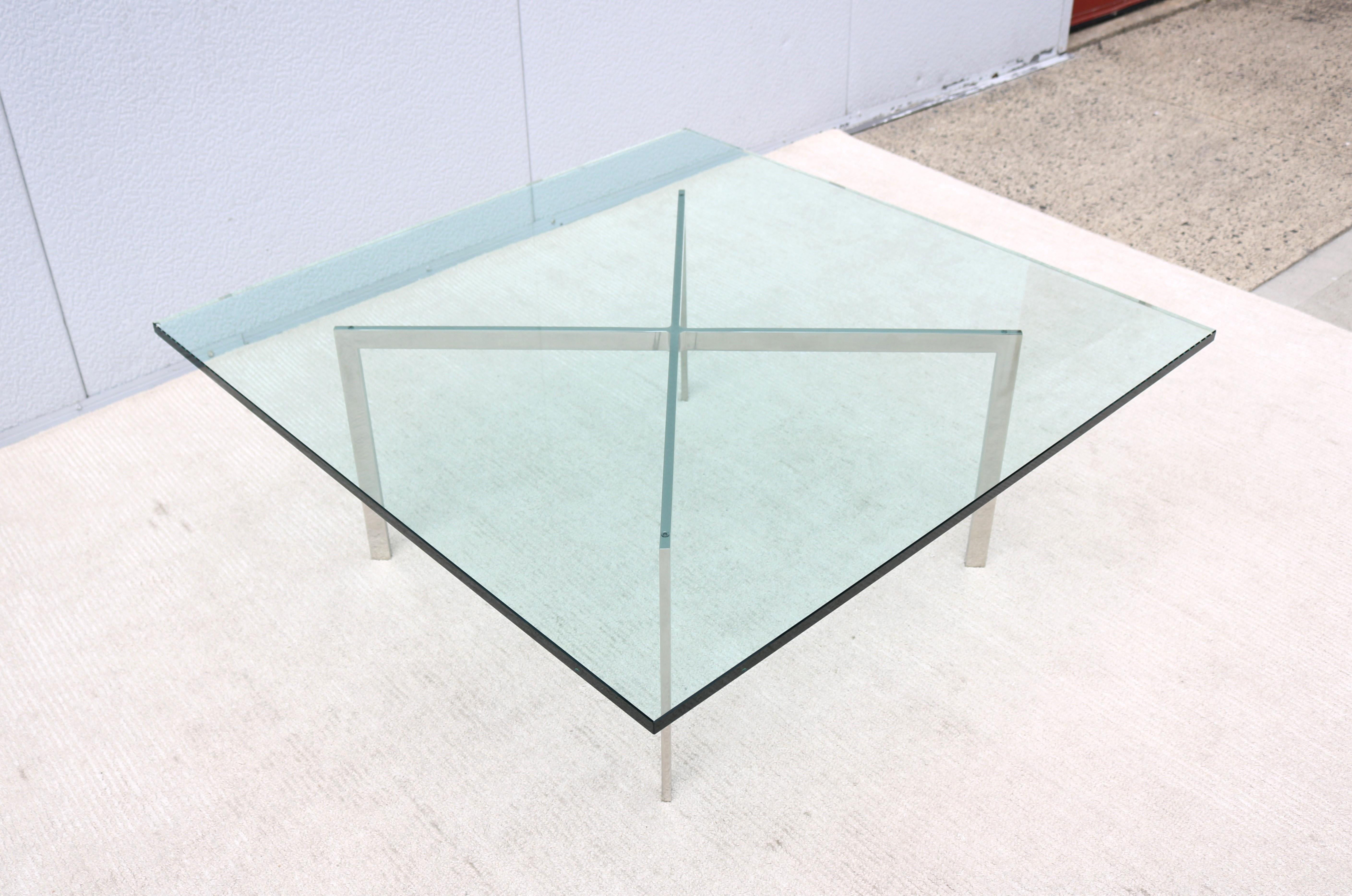 Modernisme Ludwig Mies van der Rohe Knoll Barcelona table basse en acier inoxydable en vente 4