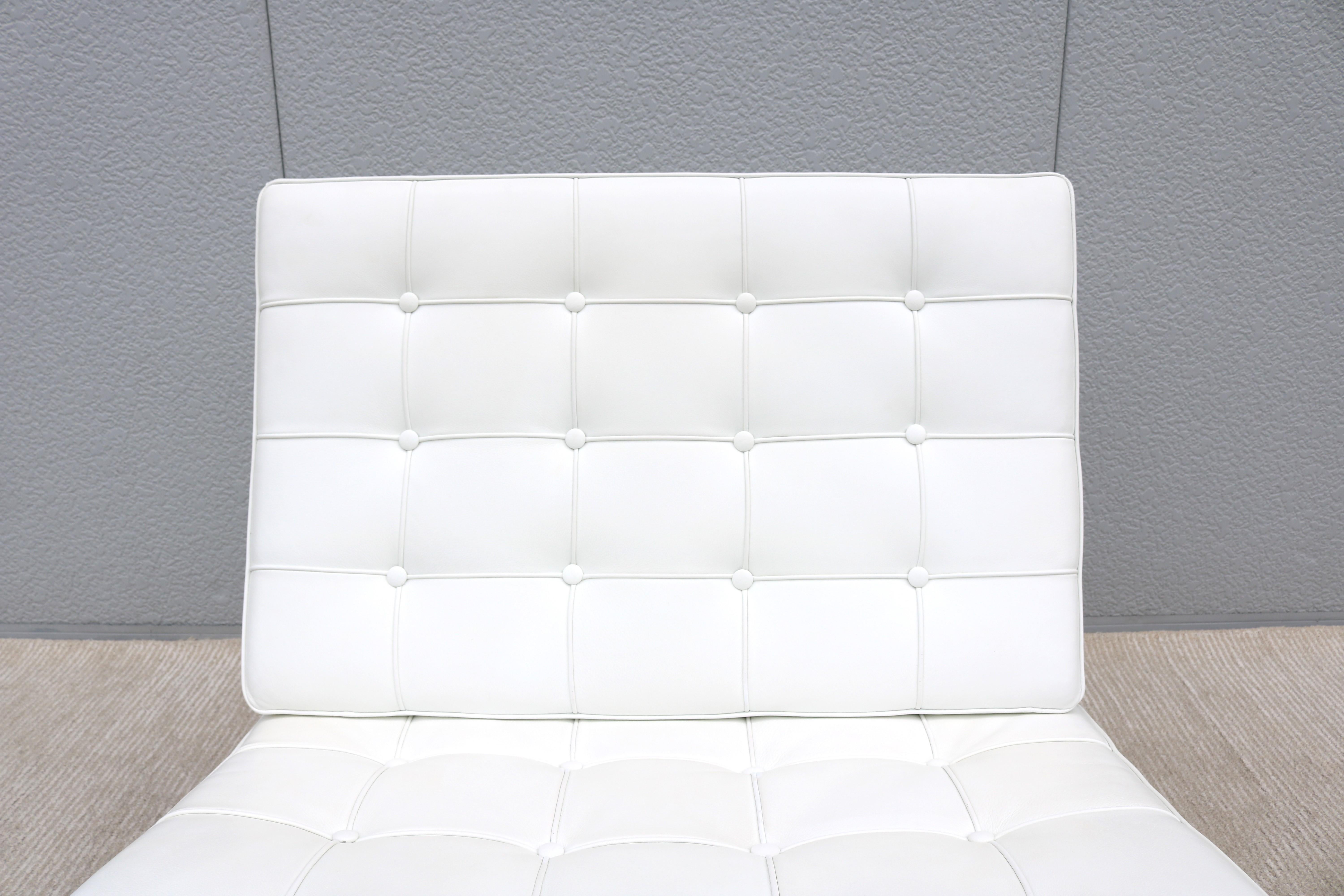 Modernism Ludwig Mies van der Rohe White Leather Barcelona Lounge Chair, Gordon 6