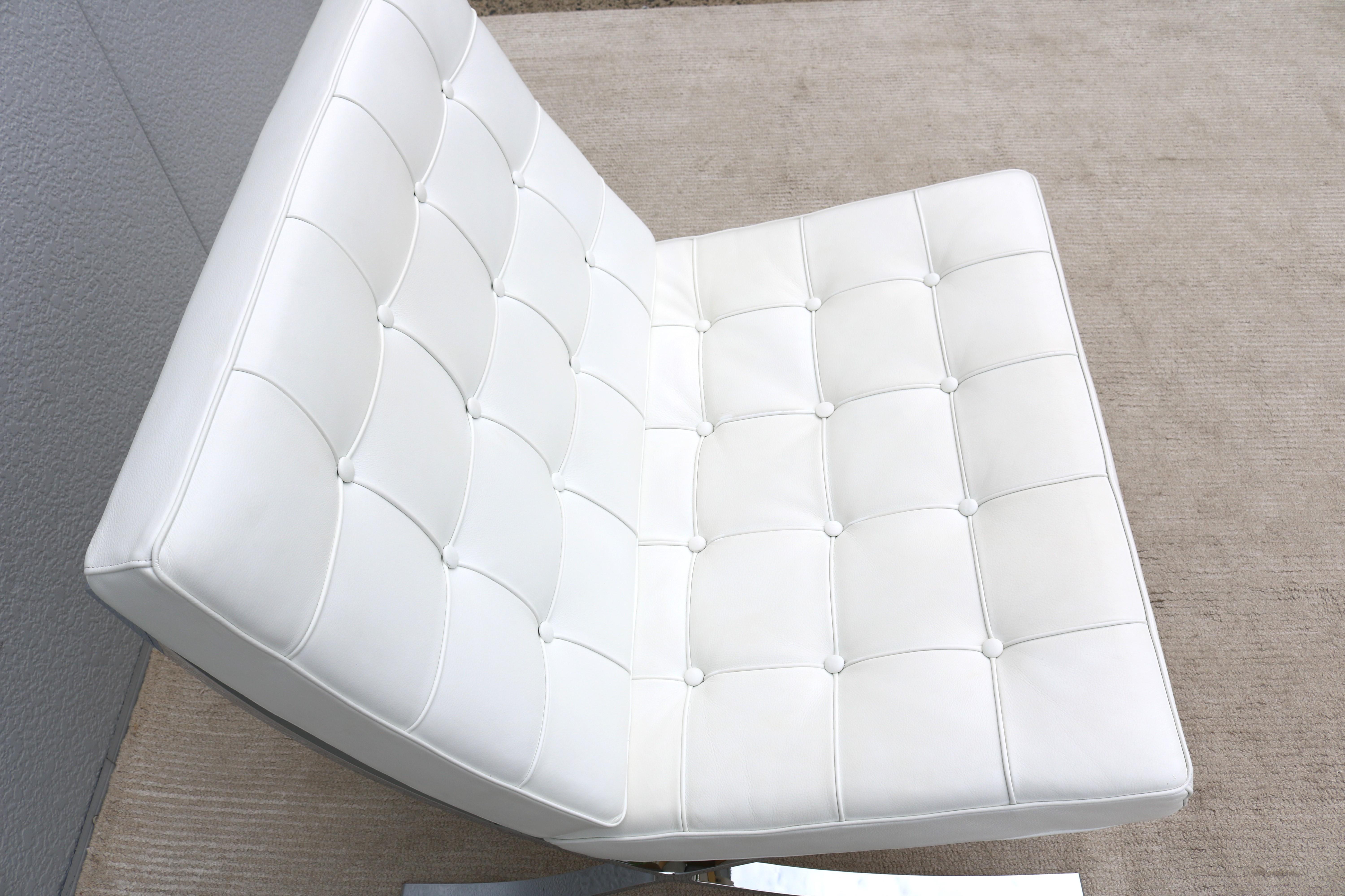 Modernism Ludwig Mies van der Rohe White Leather Barcelona Lounge Chair, Gordon 8