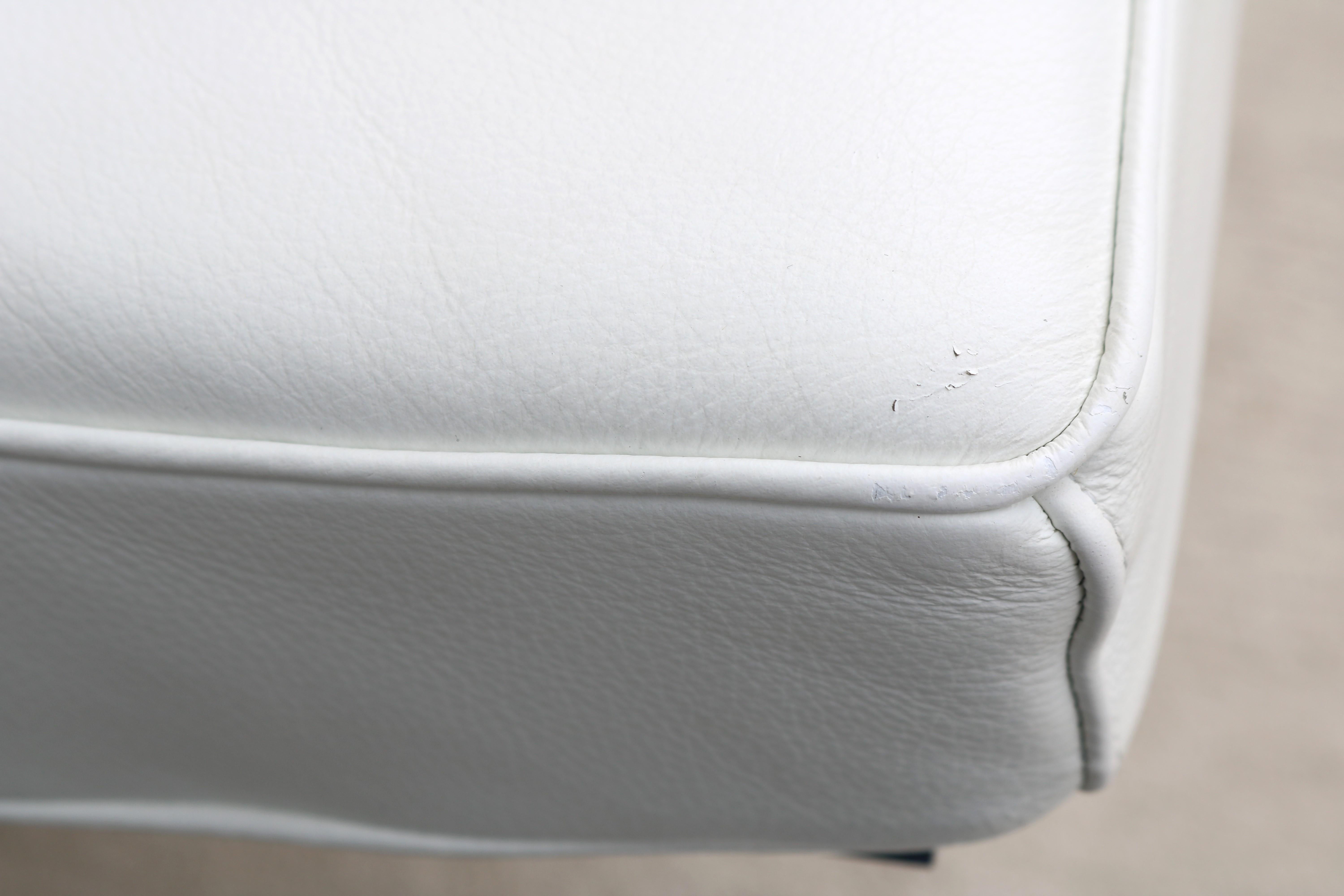 Modernism Ludwig Mies van der Rohe White Leather Barcelona Lounge Chair, Gordon 9