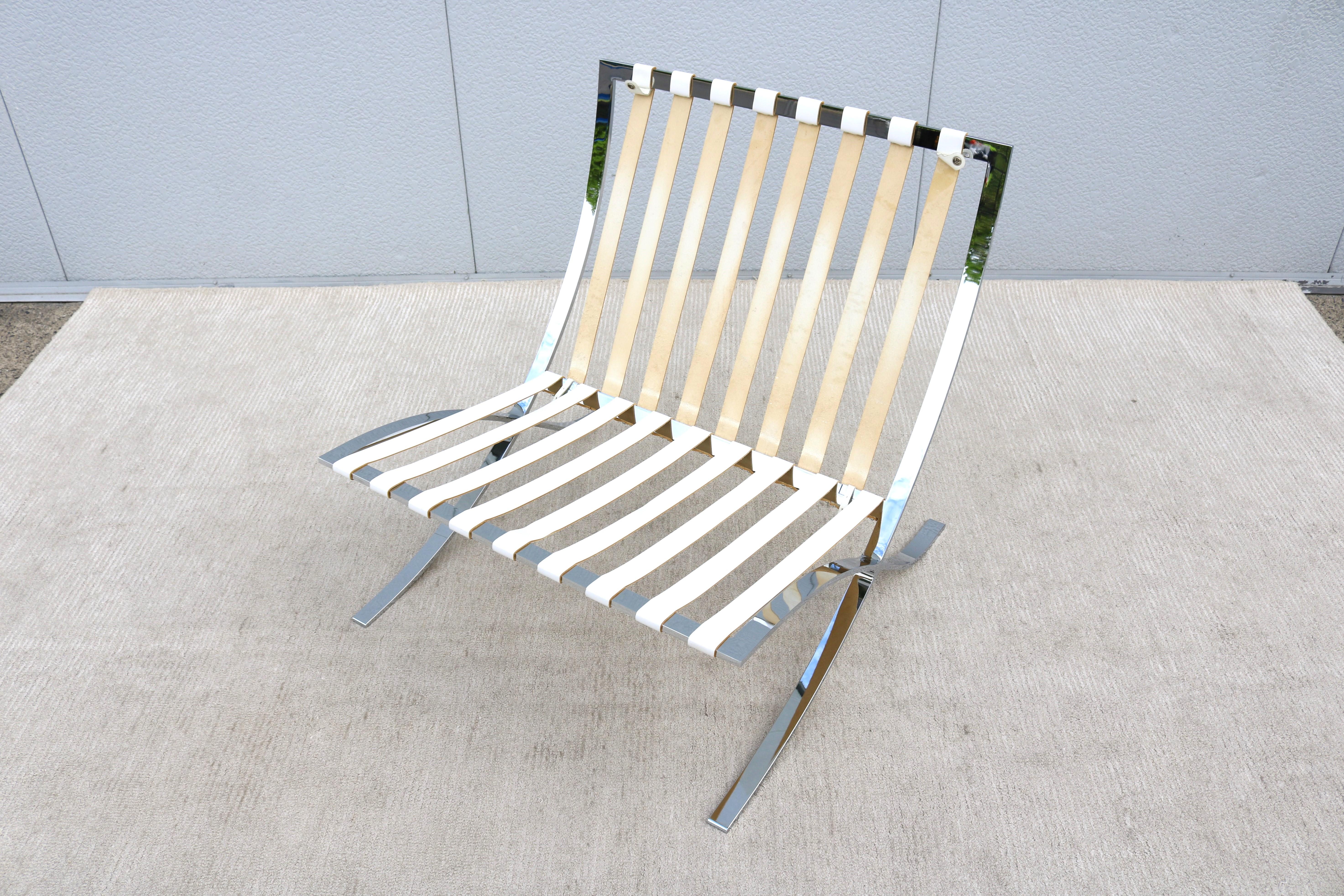 Modernism Ludwig Mies van der Rohe White Leather Barcelona Lounge Chair, Gordon 11