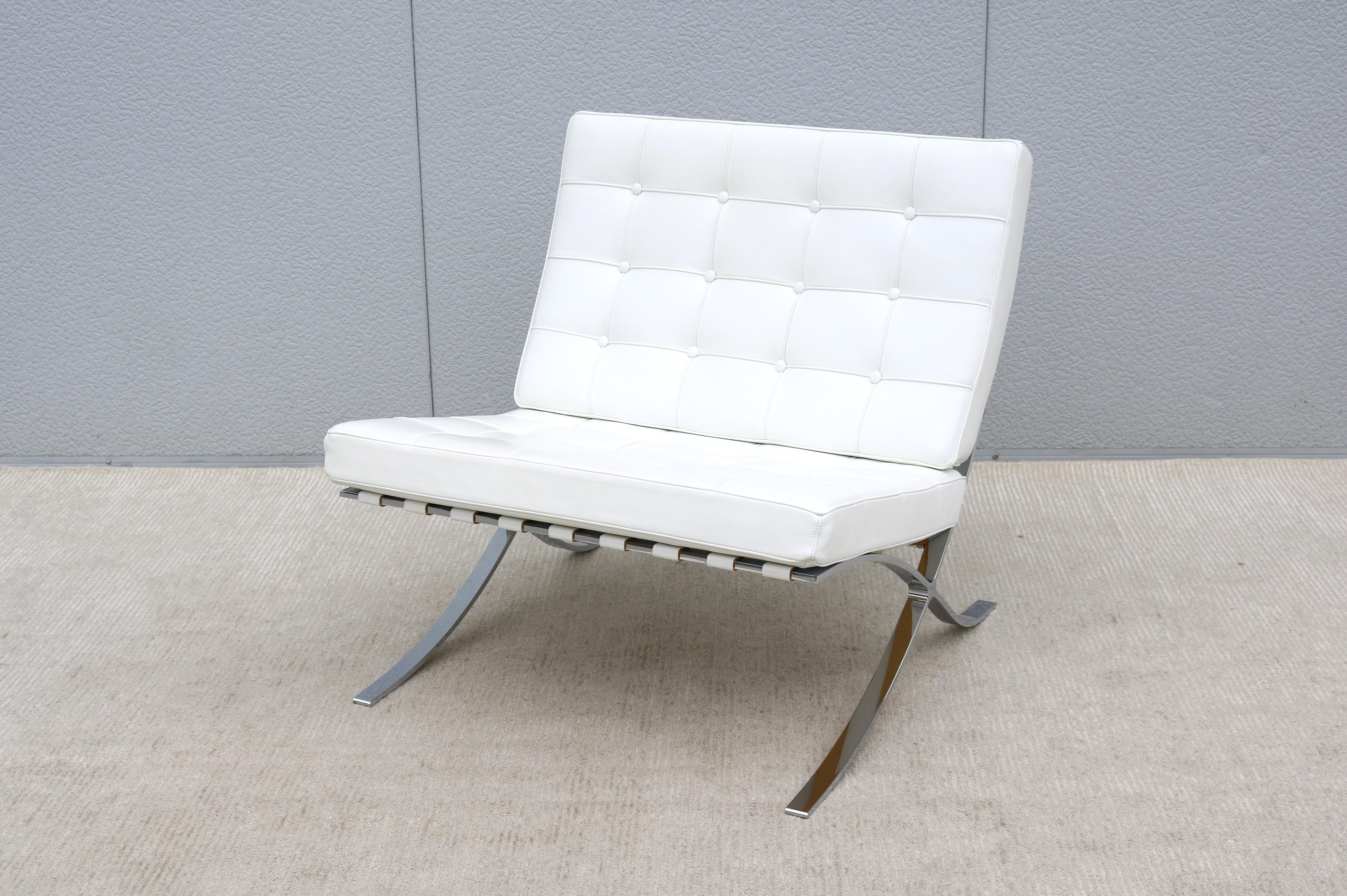 American Modernism Ludwig Mies van der Rohe White Leather Barcelona Lounge Chair, Gordon