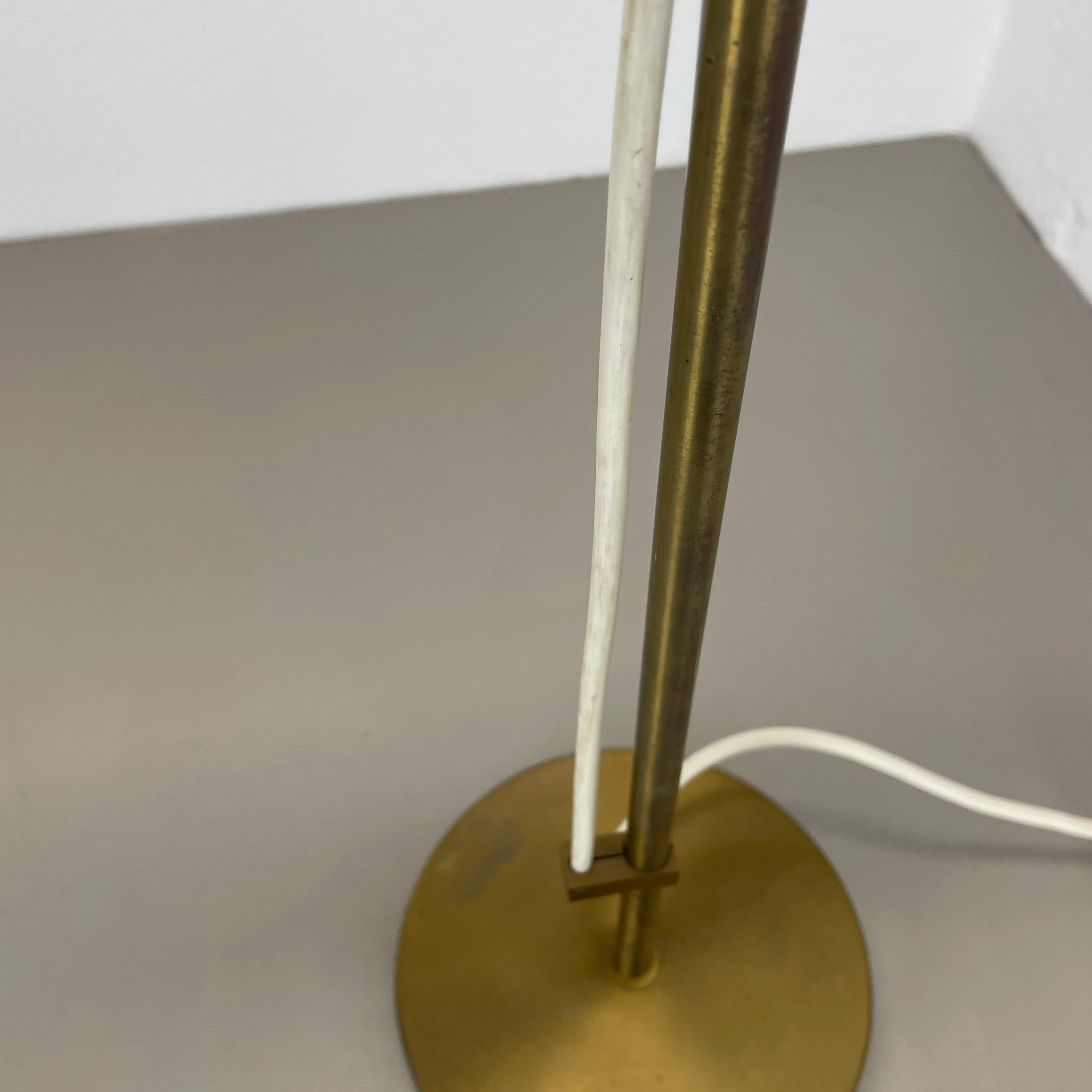 Lampe de table moderniste à 1 branche réglable en laiton massif fabriquée par Cosack Allemagne, années 1960 en vente 6