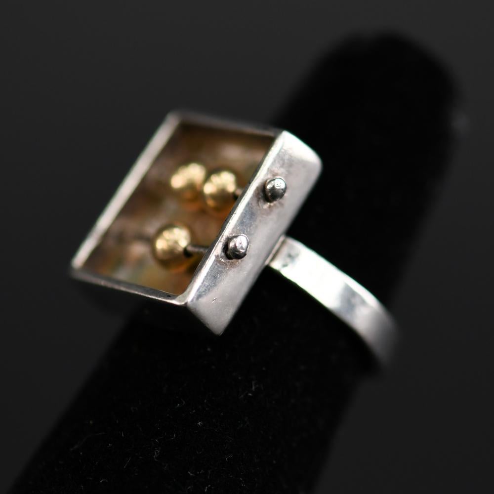 Anello modernista in oro e argento 14 carati In condizioni buone in vendita a Norwalk, CT