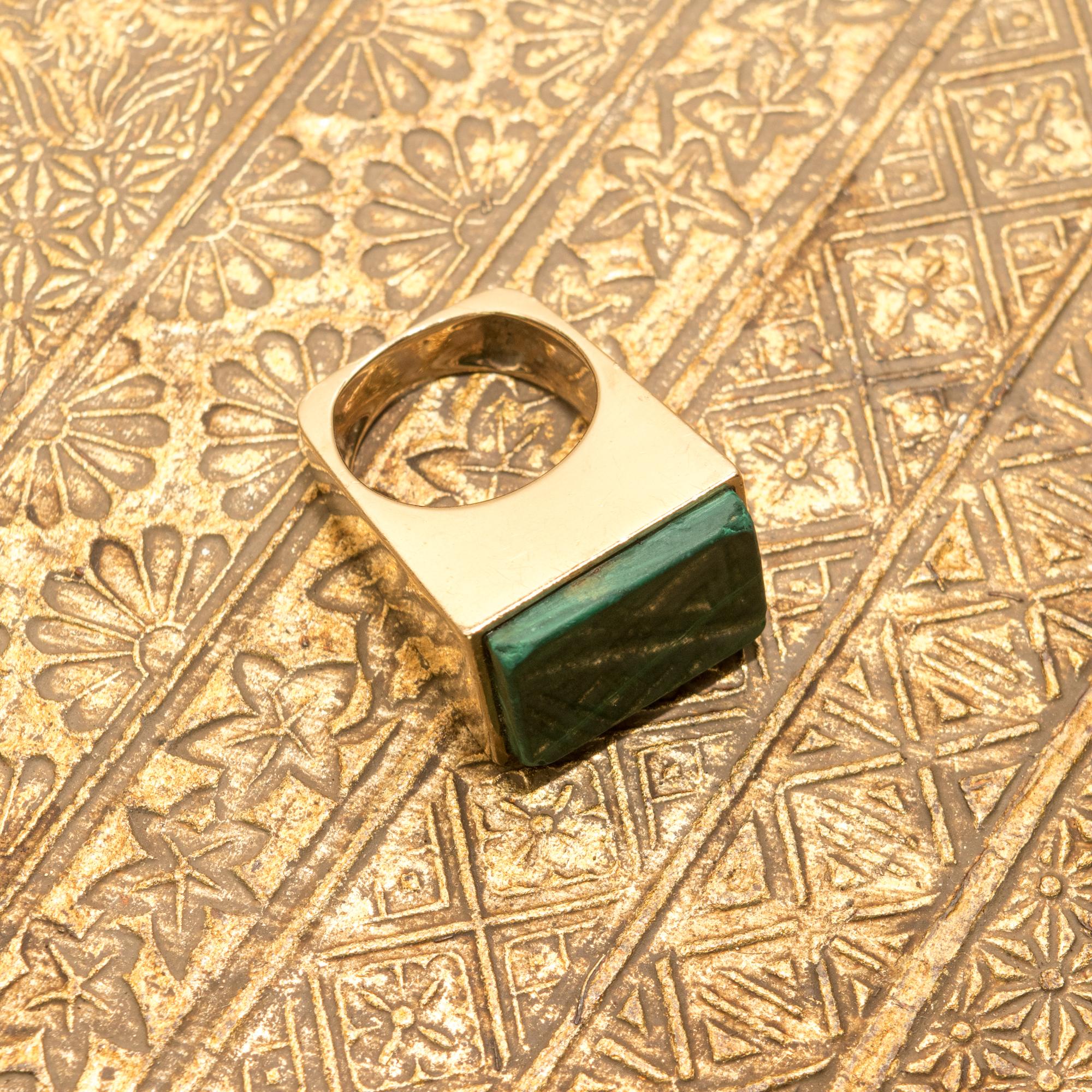 Single Cut Modernist 14K Malachite Tall Square Ring For Sale