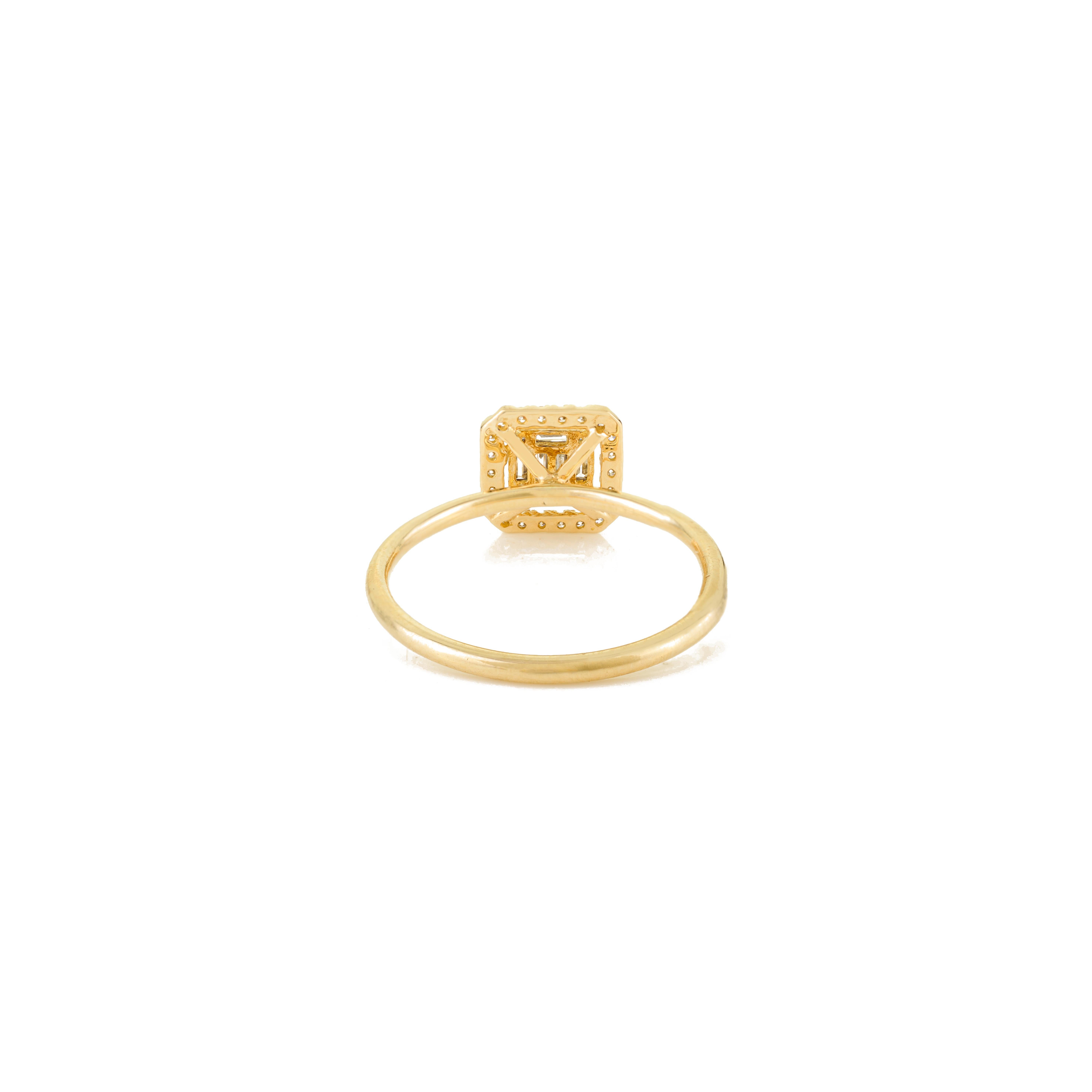 En vente :  Bague de fiançailles halo en or jaune 14 carats avec diamants baguettes Moderniste 7