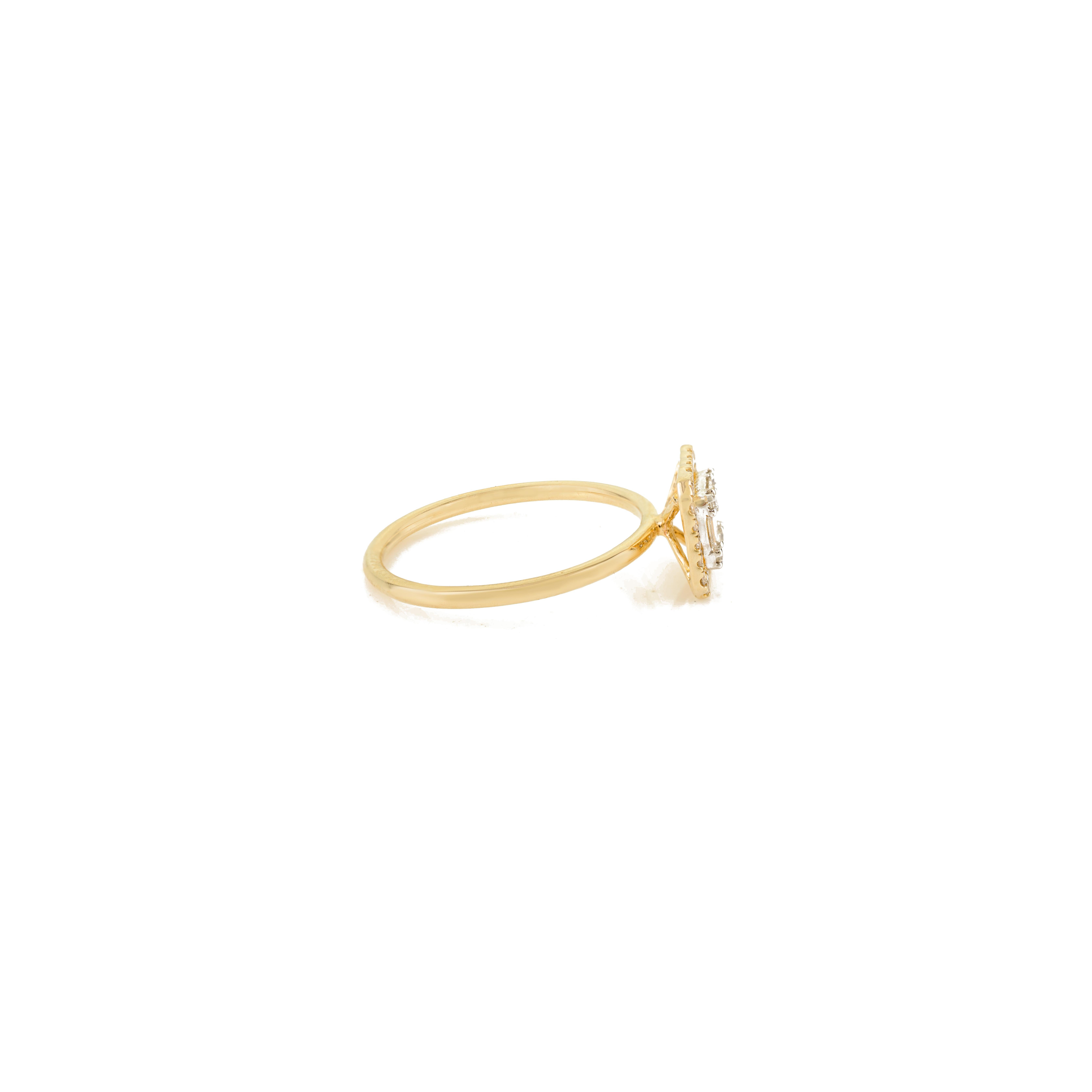 En vente :  Bague de fiançailles halo en or jaune 14 carats avec diamants baguettes Moderniste 9