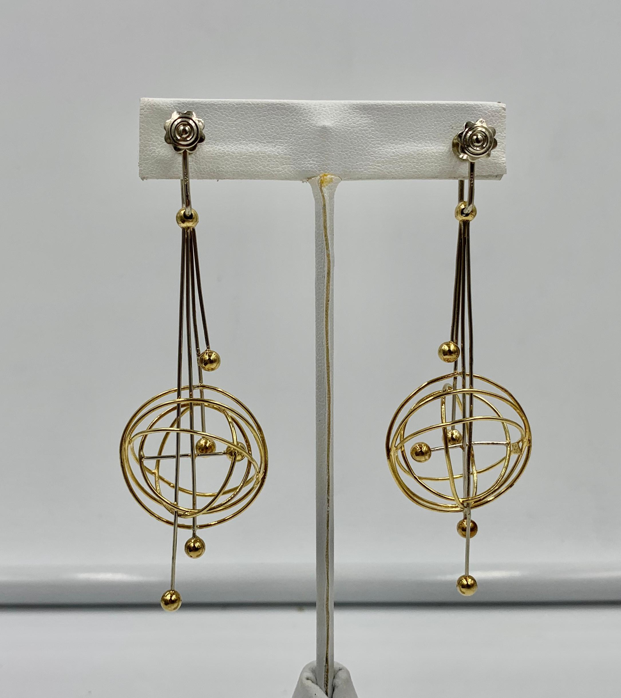 Modernist 18 Karat Gold Dangle Drop Earrings Sputnik Retro For Sale 4