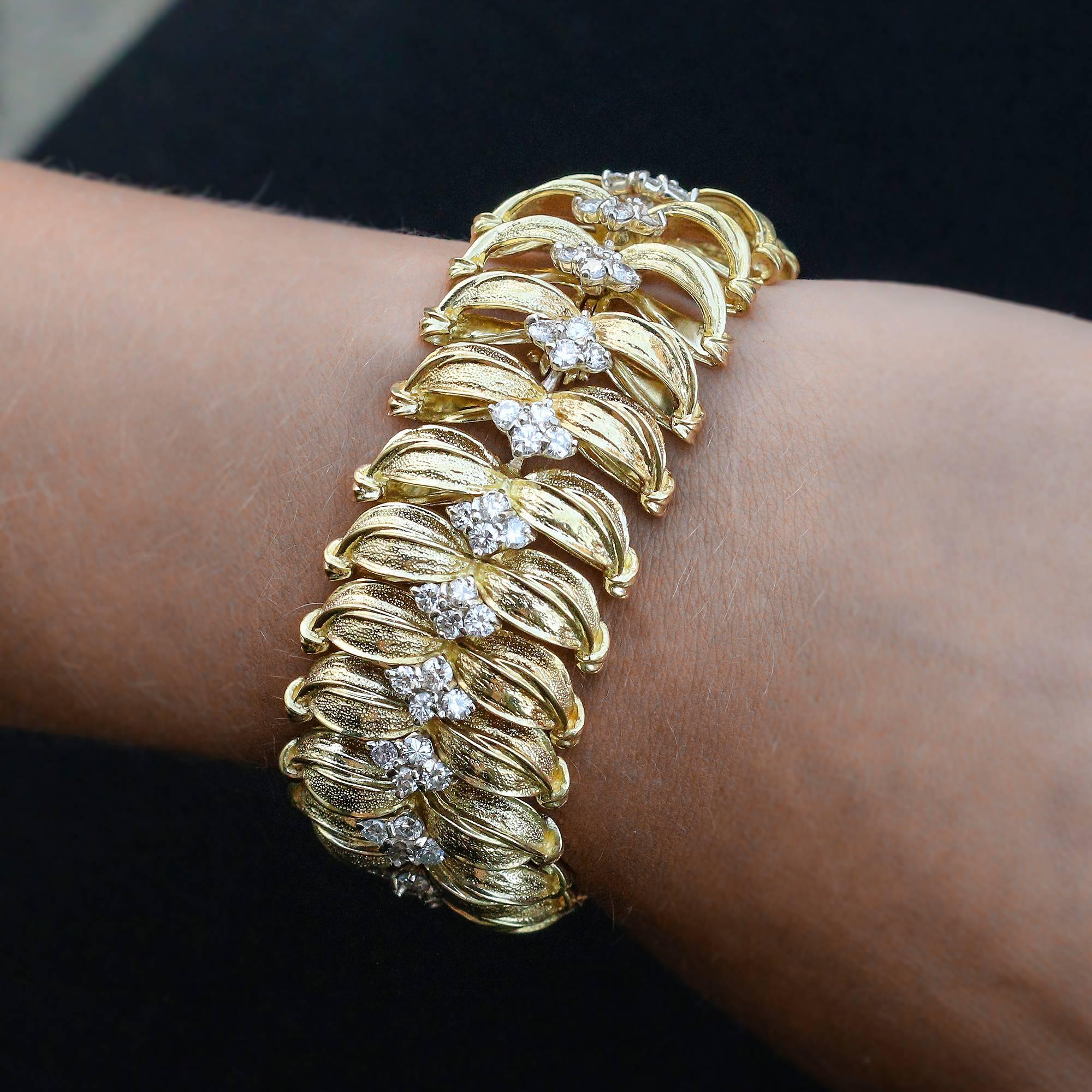 Women's Modernist 18 Karat Yellow Gold and Diamond Leaf Link Bracelet