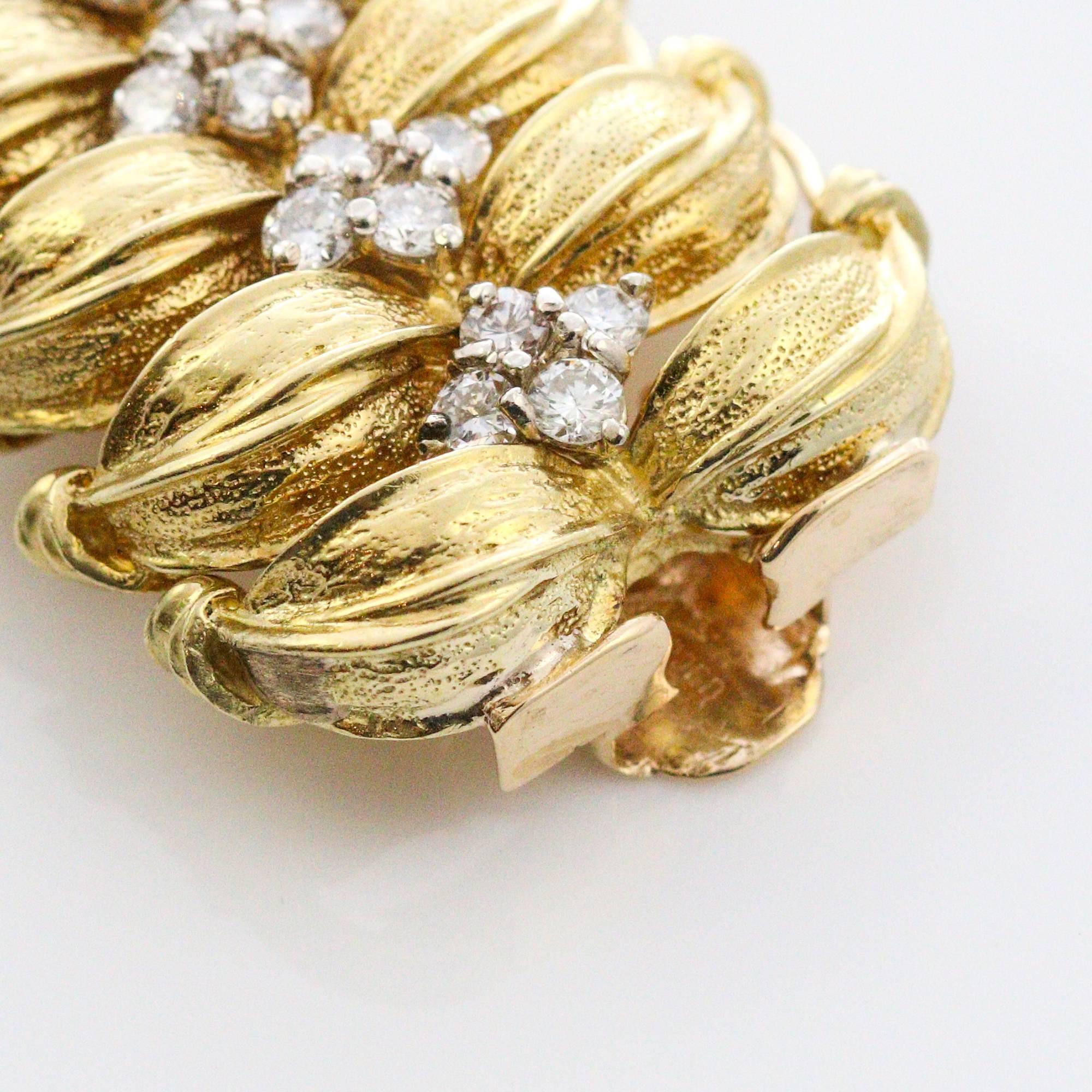 Modernist 18 Karat Yellow Gold and Diamond Leaf Link Bracelet 1