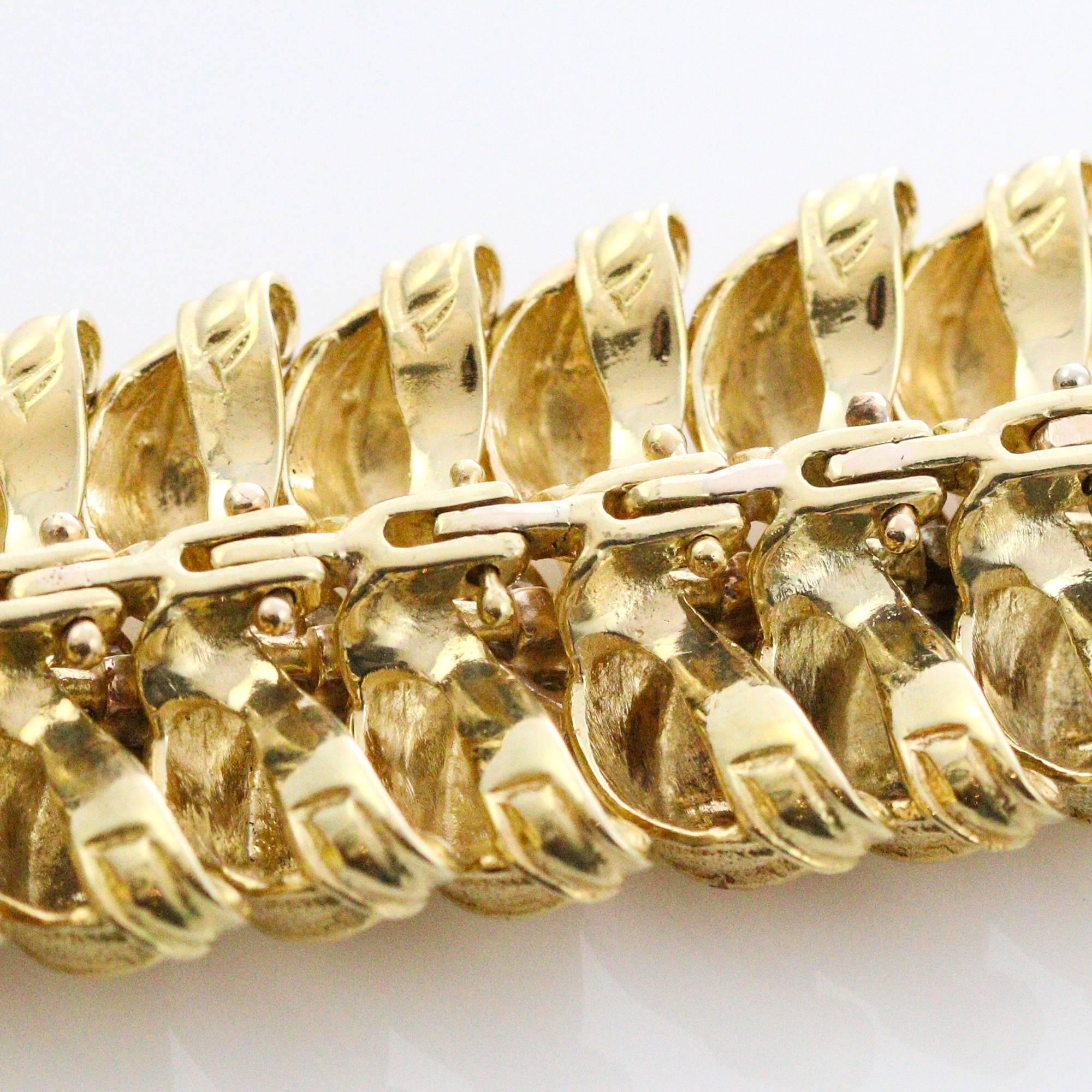 Modernist 18 Karat Yellow Gold and Diamond Leaf Link Bracelet 2