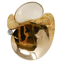 Modernist 18k Gold .20ct Diamond Brooch