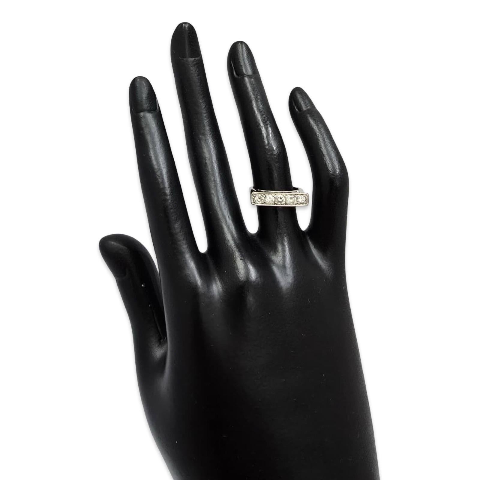 Donna Anello Modernista a Bar in oro bianco 18 carati con diamante da 0,75 carati in vendita