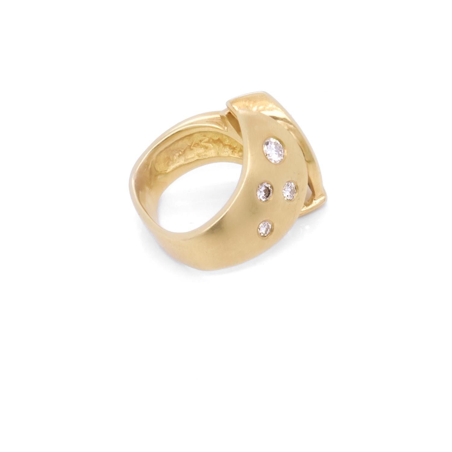 Anillo modernista estilo sello de oro amarillo de 18 quilates y diamante talla brillante marquesa en venta 4