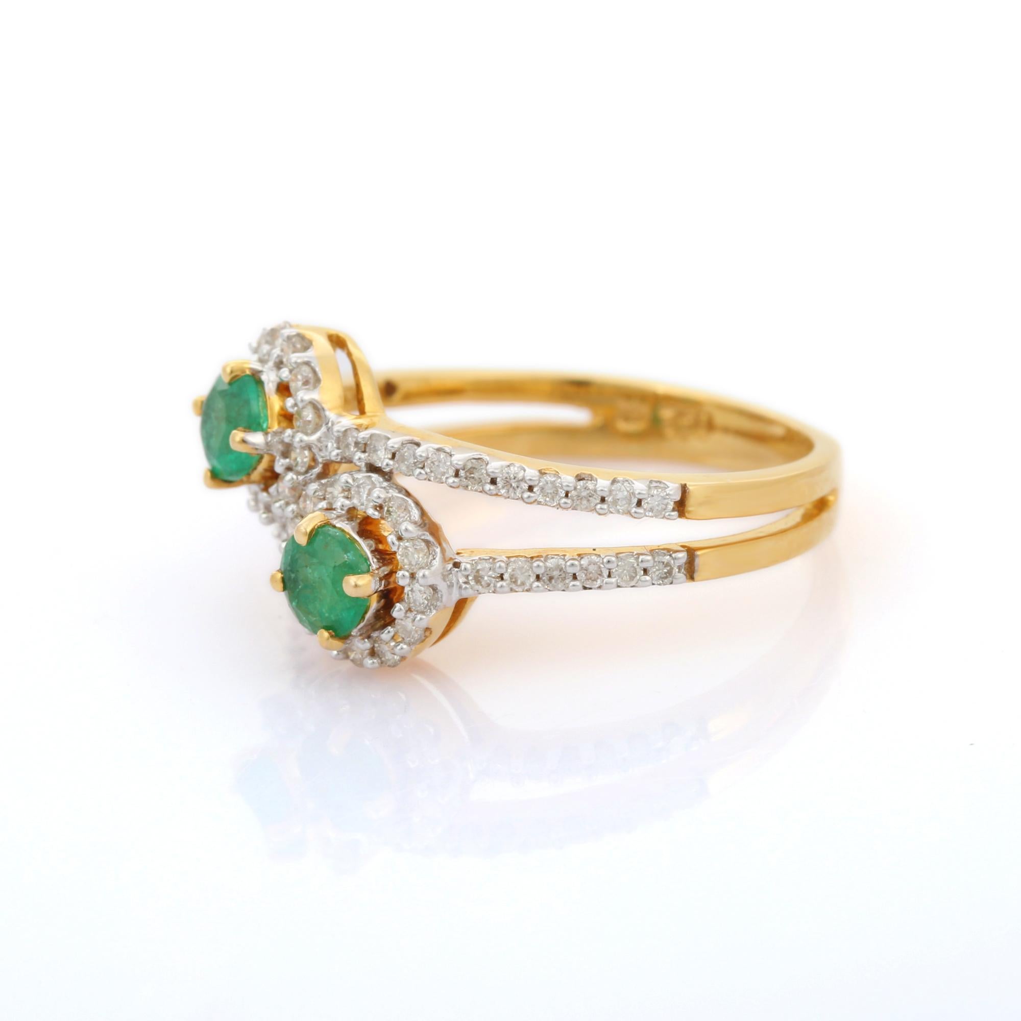 For Sale:  Modernist 18K Yellow Gold Natural Emerald Engagement Ring with Diamonds 4