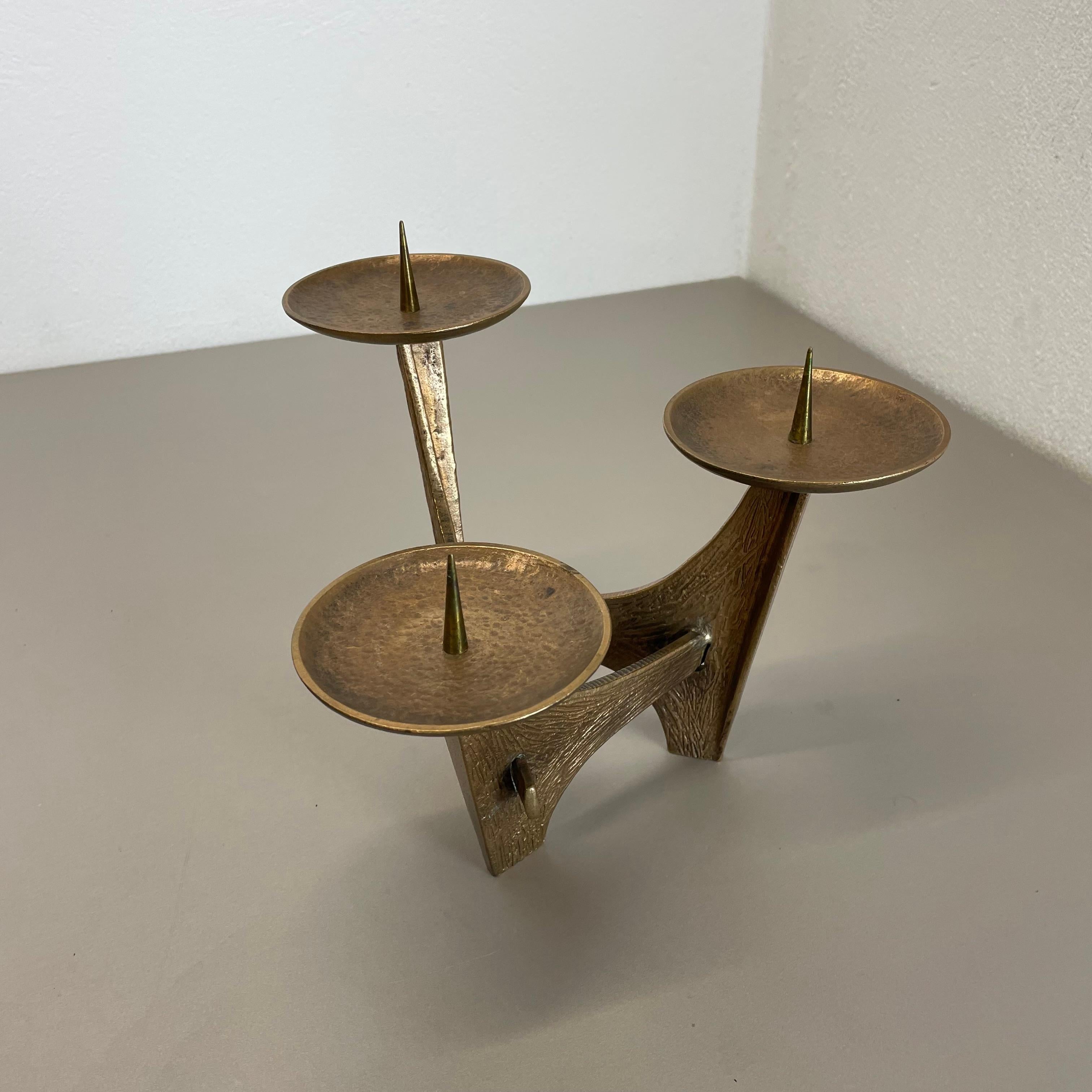 Modernistischer, 1,8 kg schwerer, skulpturaler, brutalistischer Bronze-Metall-Kerzenhalter, Frankreich, 1960er Jahre im Angebot 1