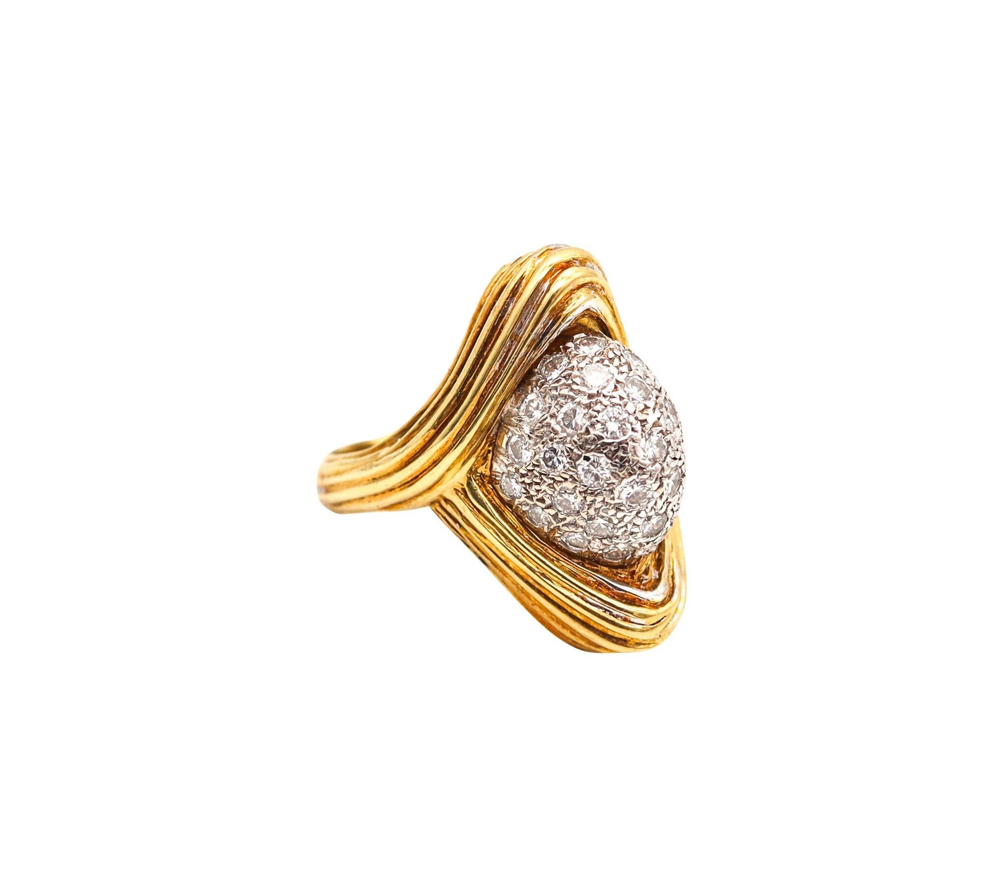 MODERNIST 1970 Cocktail Ring In 18Kt Gold With 1.70 Ctw In Diamonds For Sale 1