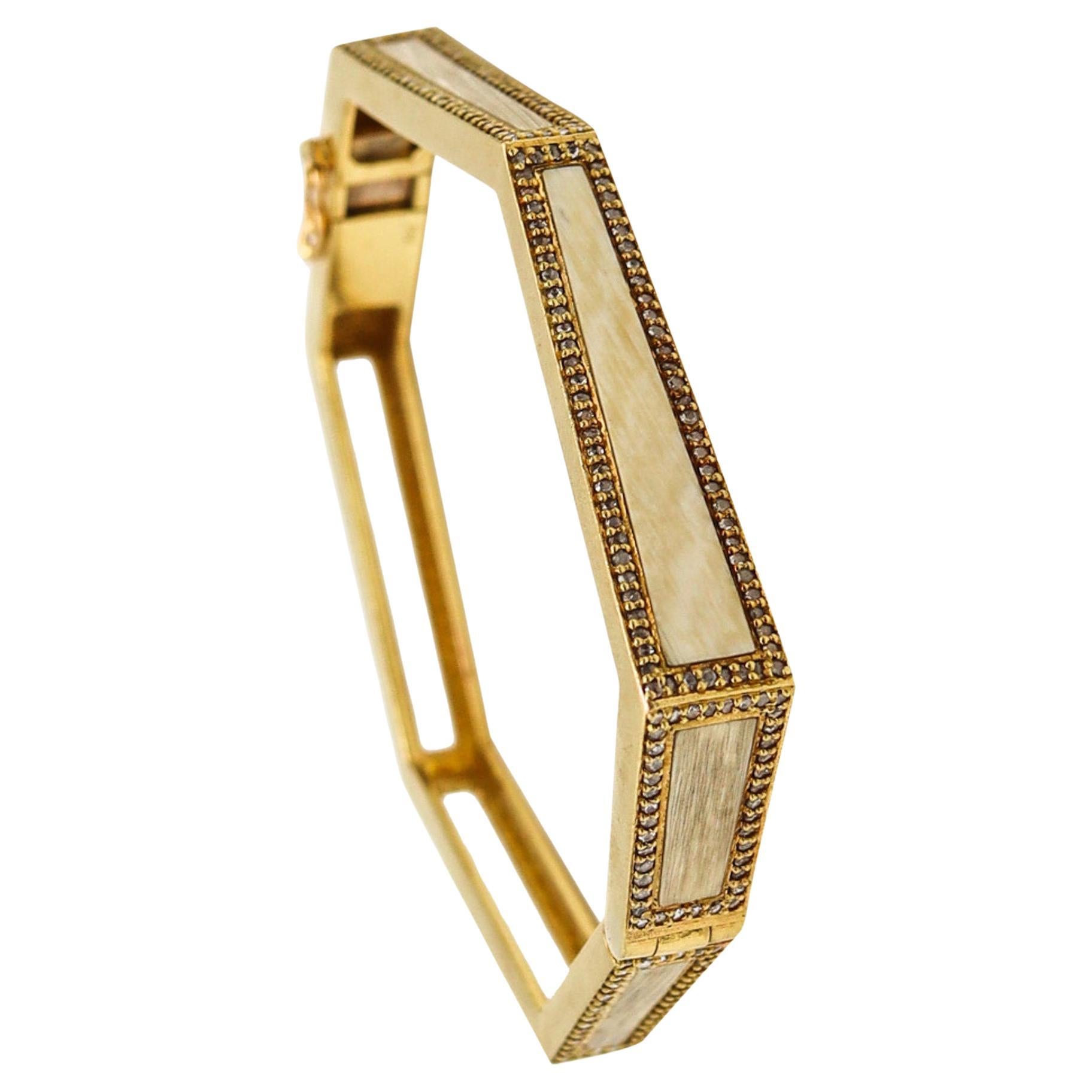Modernist 1970 Heptagonal Bracelet In 18Kt Yellow Gold With Wood And Diamonds For Sale