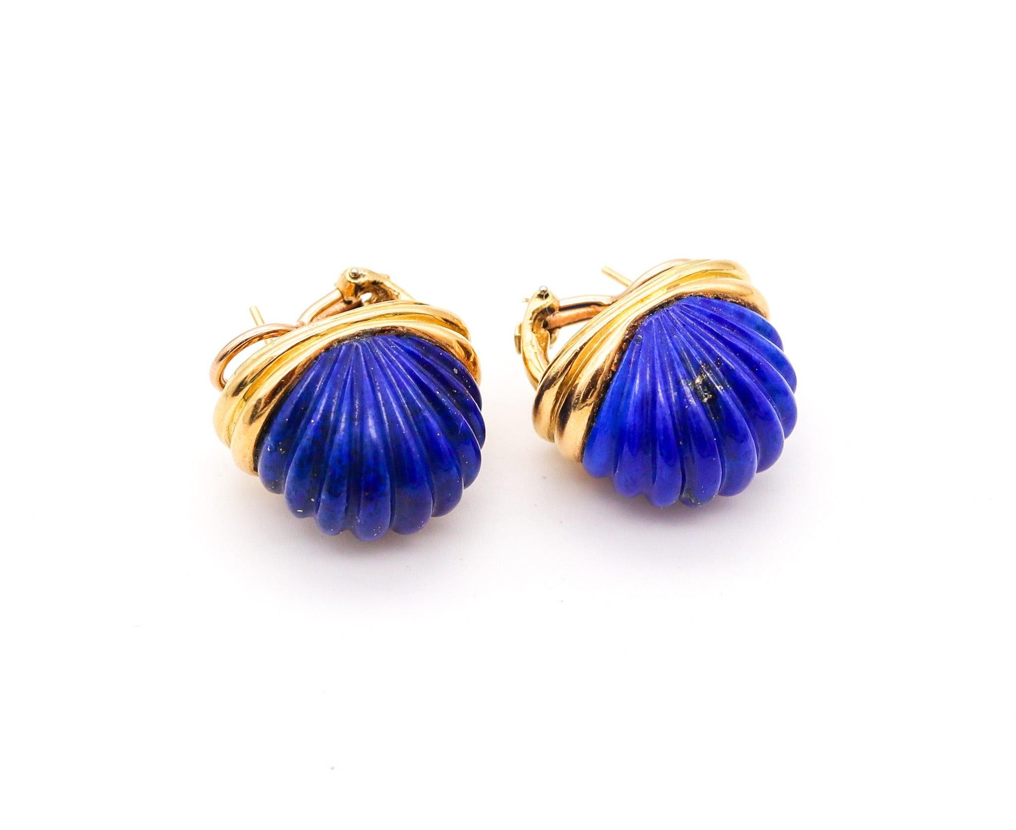 Modernista MODERNISTA 1970 Orecchini a clip scanalati in oro 18Kt con lapislazzuli in vendita