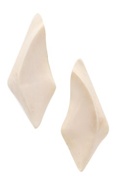 Modernist 1970 Italian Sculptural Carved Drop Earrings with 14 Karat Gold Posts Modernist 1970 Italian Sculptural Carved Drop Earrings with 14 Karat Gold Posts