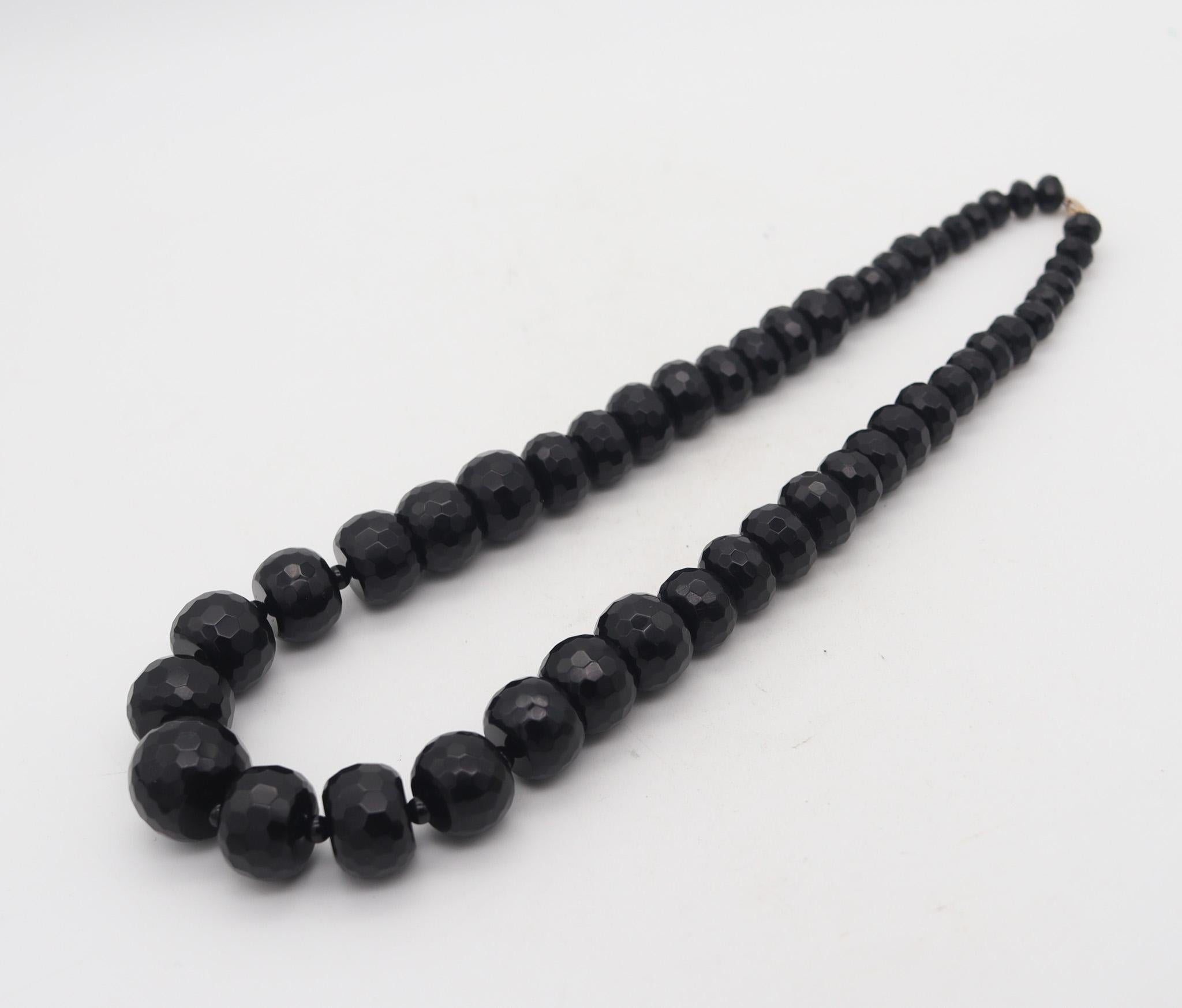 Perle Collier moderniste 1970 avec perles facettées graduées d'onyx en or jaune 14Kt en vente