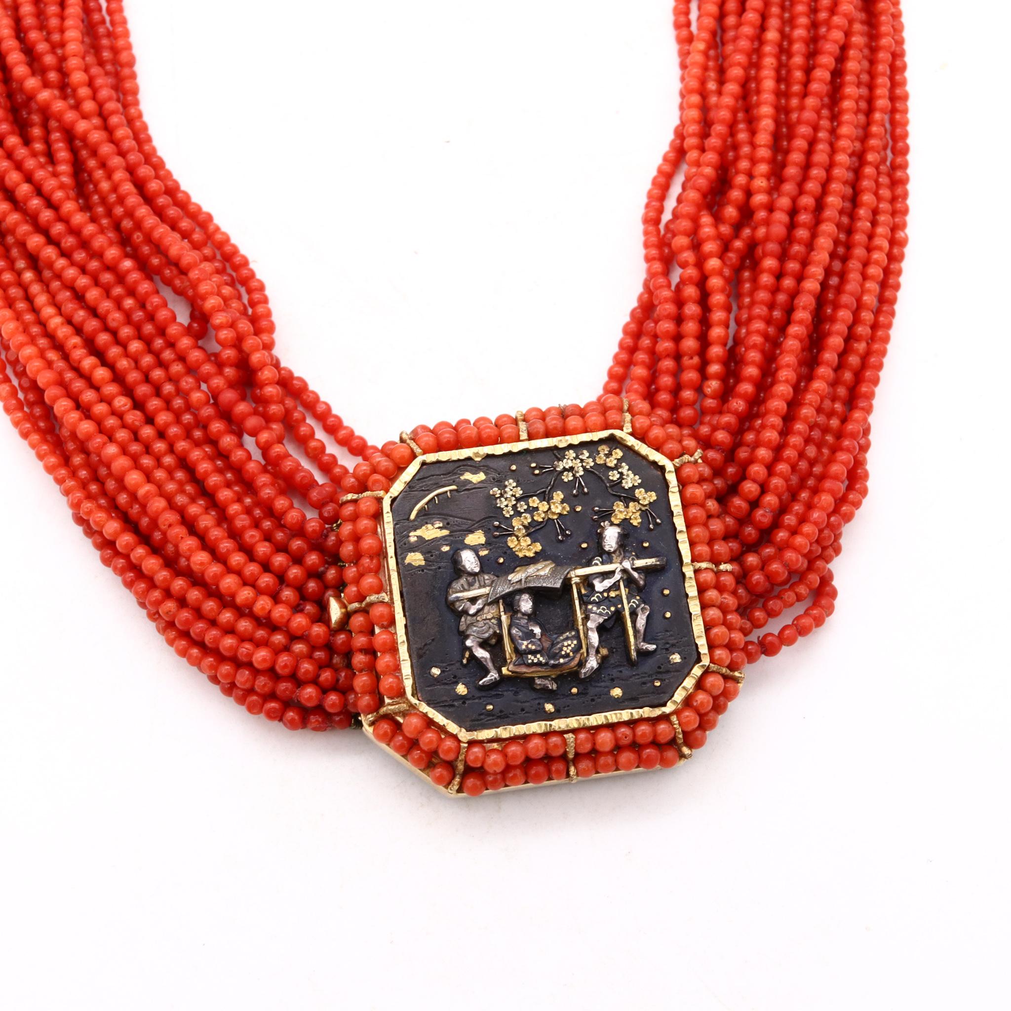 Modernist 1970 Rare Menuki Necklace 18Kt Yellow Gold Red Coral and Japan Shakudo For Sale 3
