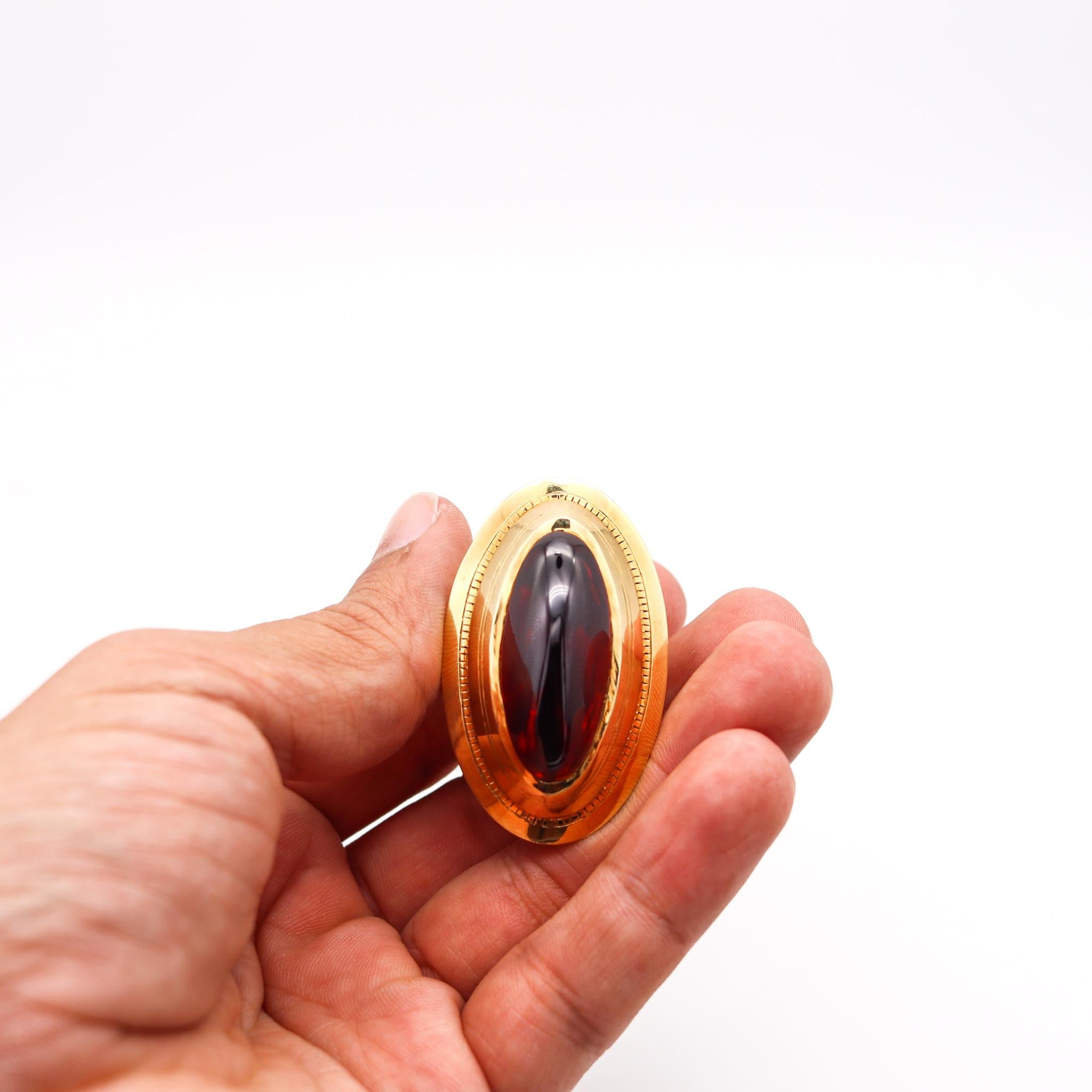 Modernist 1970 Sculptural Statement Ring 18Kt Yellow Gold With 51, 60 Cts Garnet For Sale 2