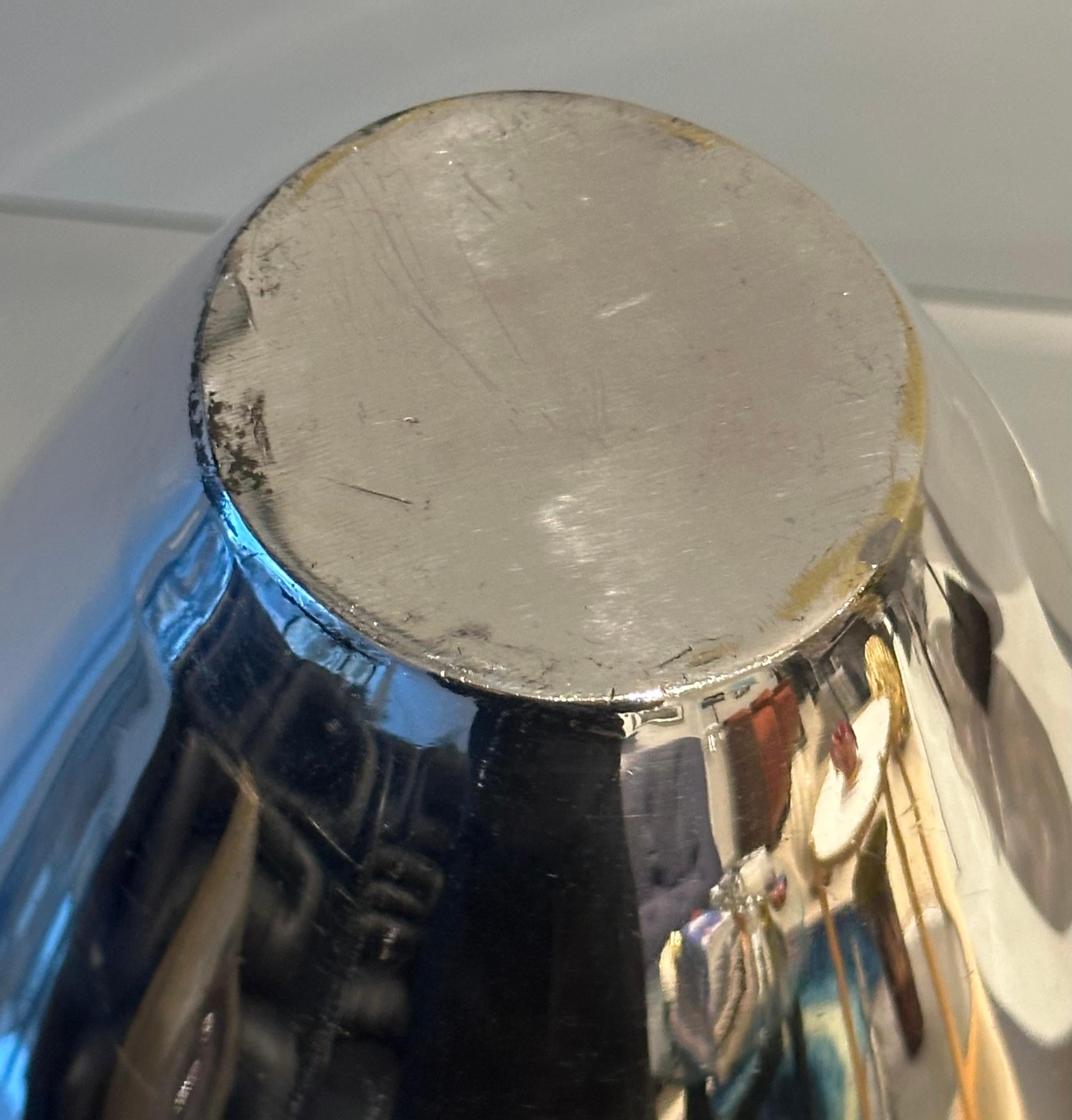 Modernist 1970s English Silver Plated Vase For Sale 15