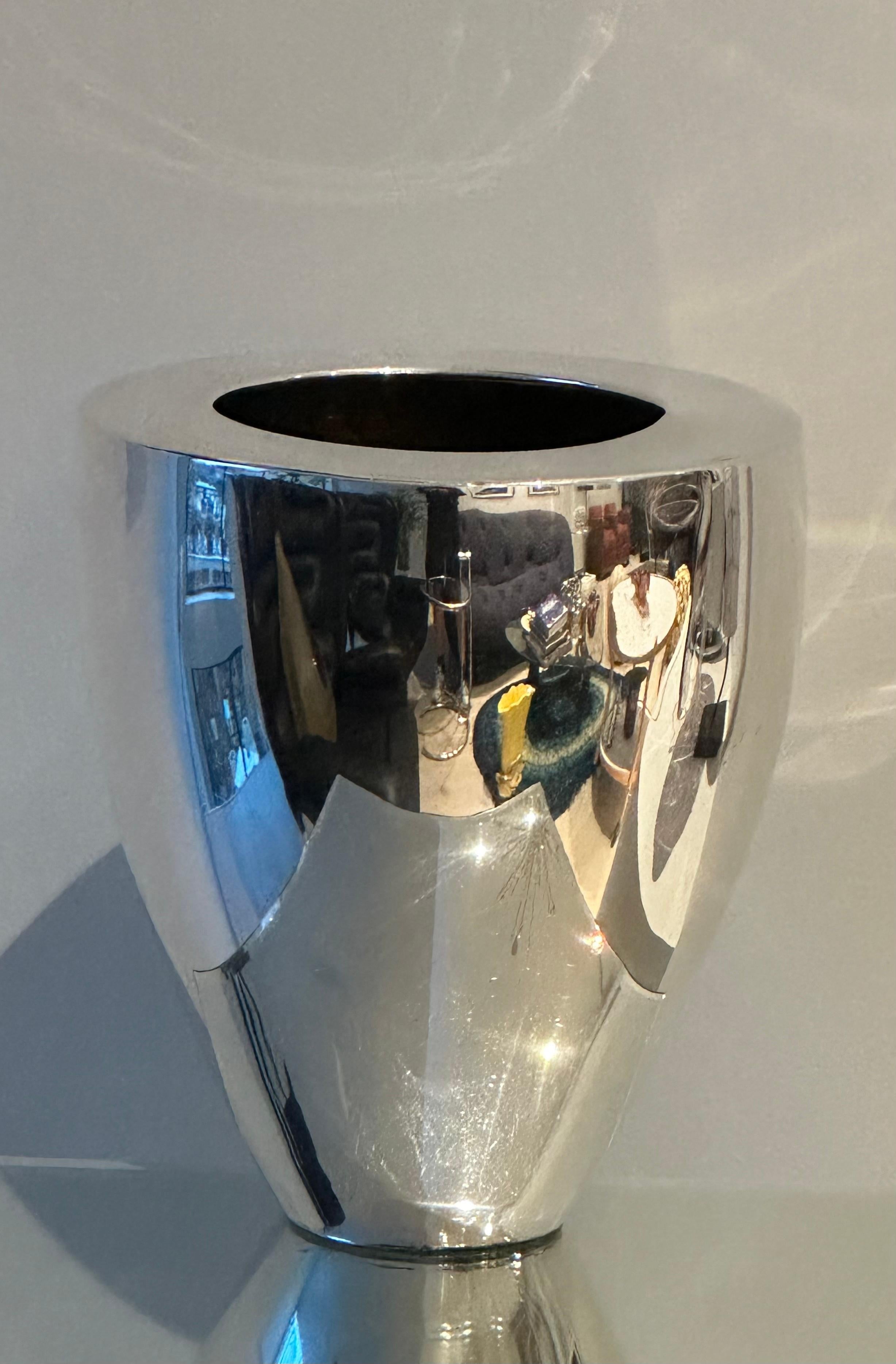 Mid-Century Modern Modernist 1970s English Silver Plated Vase For Sale