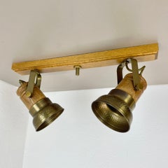 Modernistische 2-Punkt-Wandleuchte aus Messing und Eiche von TEMDE Lights, Deutschland 1970er