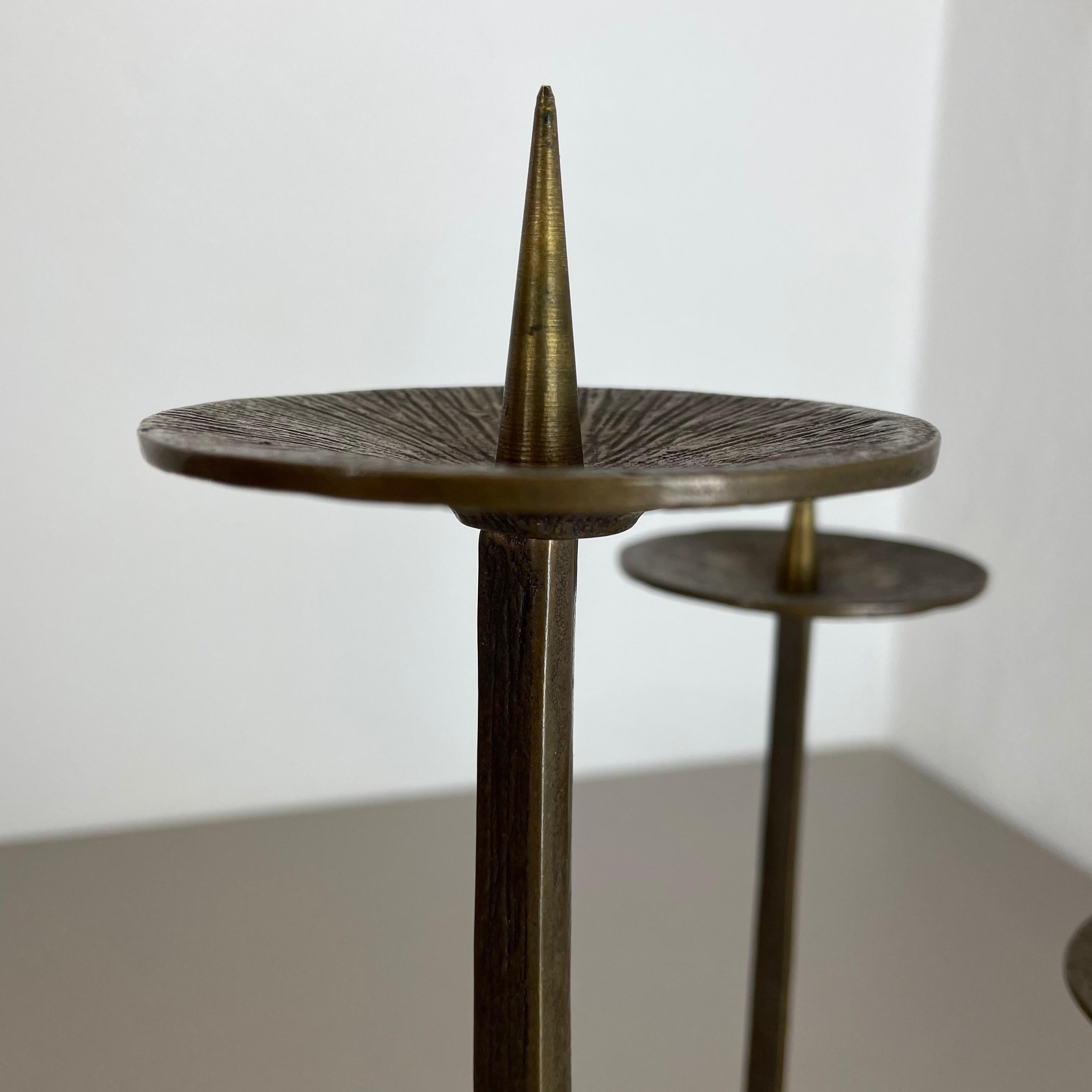 Modernist Sculptural Brutalist Bronze Metal Candleholder, France, 1970s For Sale 4