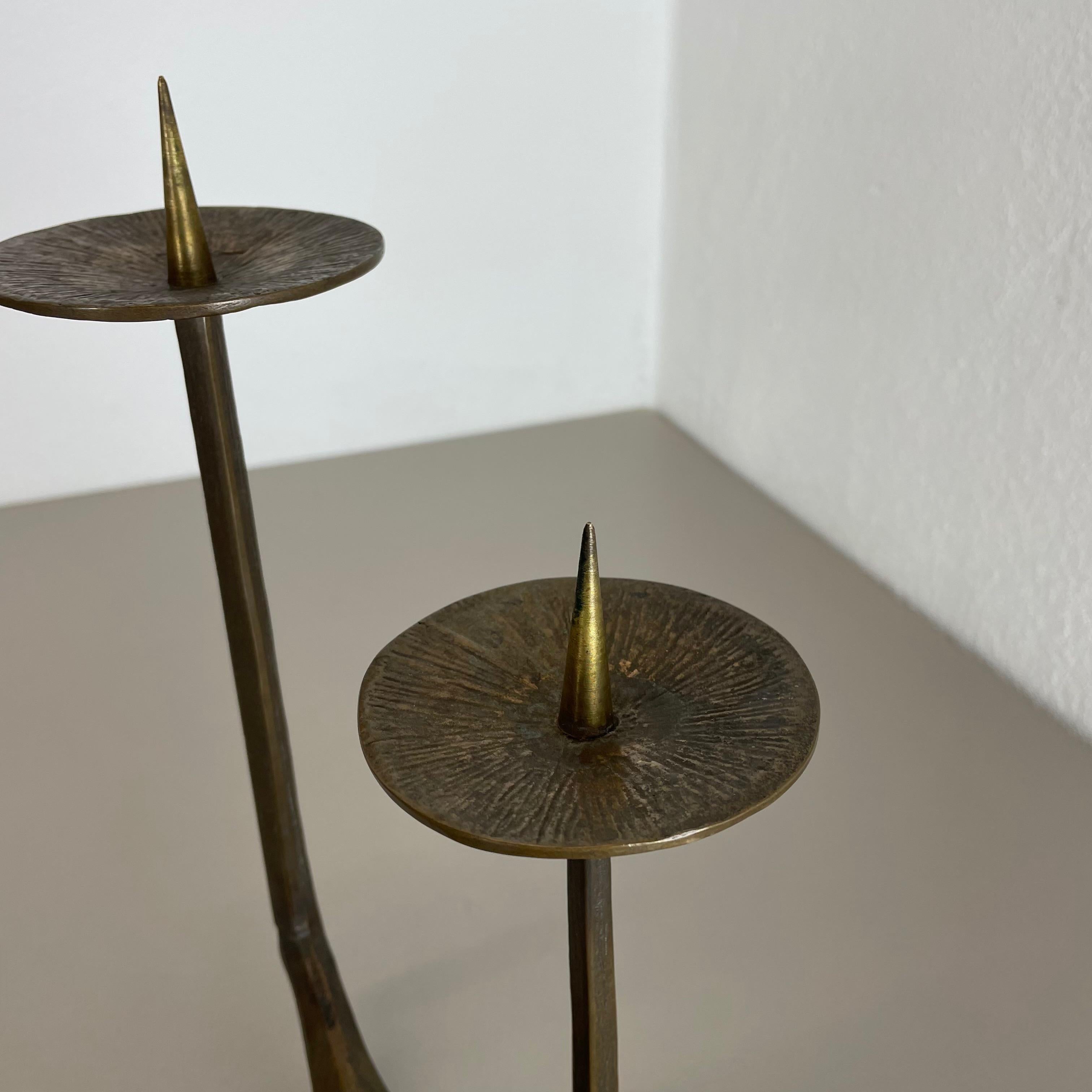 Modernistischer 32cm skulpturaler brutalistischer Bronze-Metall-Kerzenhalter, Frankreich, 1970er Jahre im Angebot 2