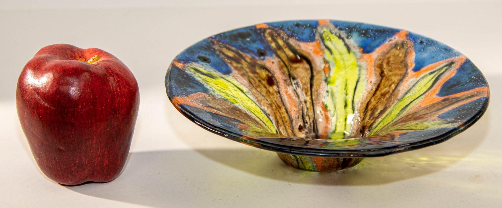 American Modernist Abstract Colorful Art Glass Sunburst Bowl For Sale