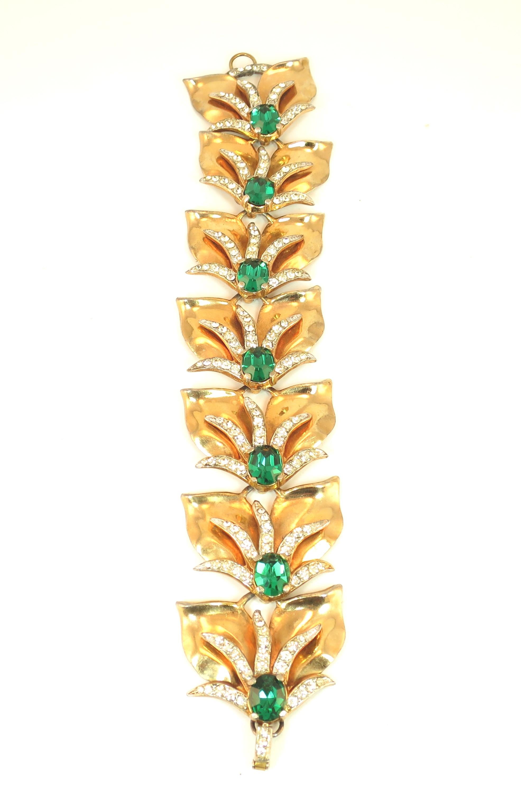 Modernist Abstract Emerald Crystal Linked Bracelet, 1940s In Good Condition For Sale In Burbank, CA
