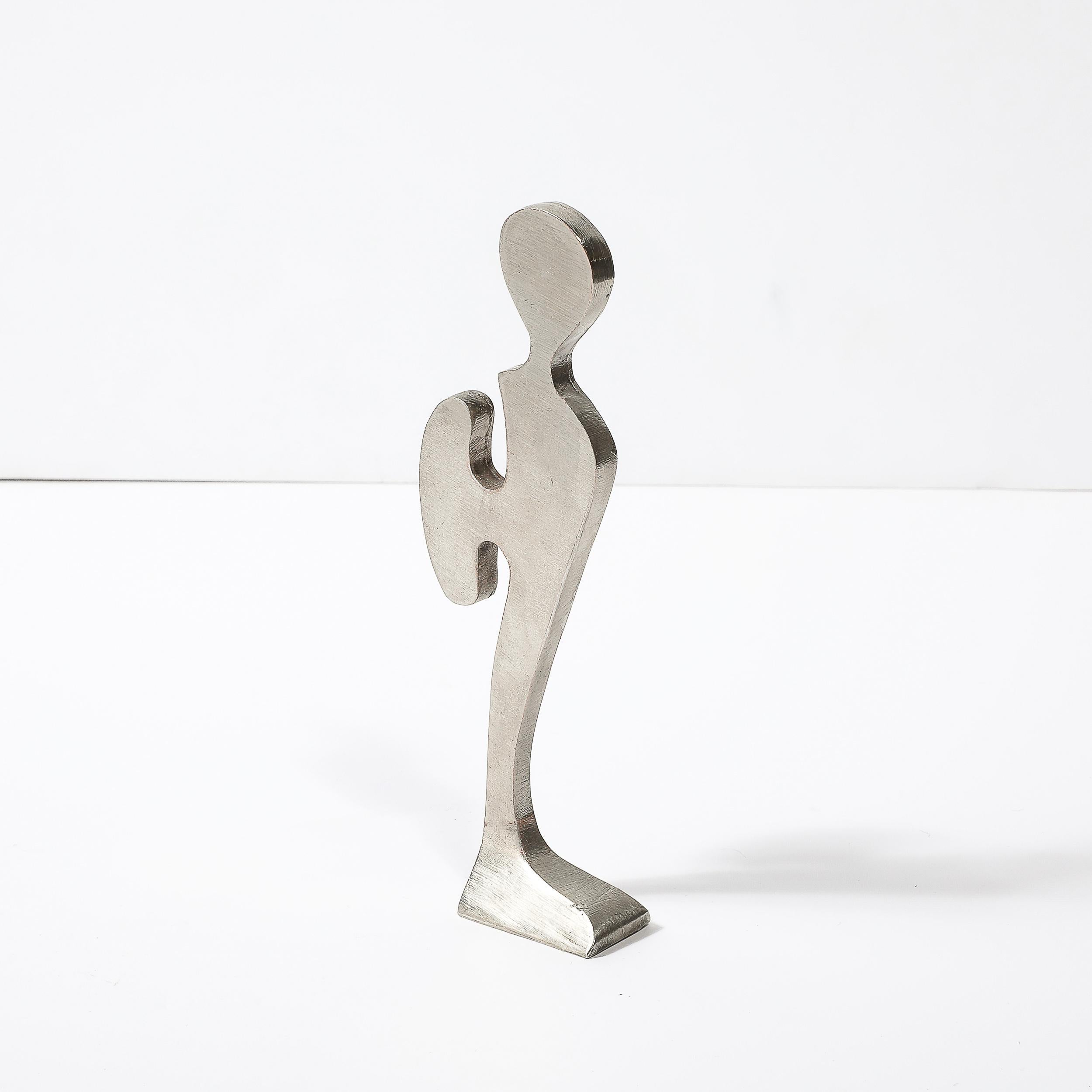 Svizzero Scultura figurativa astratta modernista in peltro spazzolato di Willi Gutmann in vendita