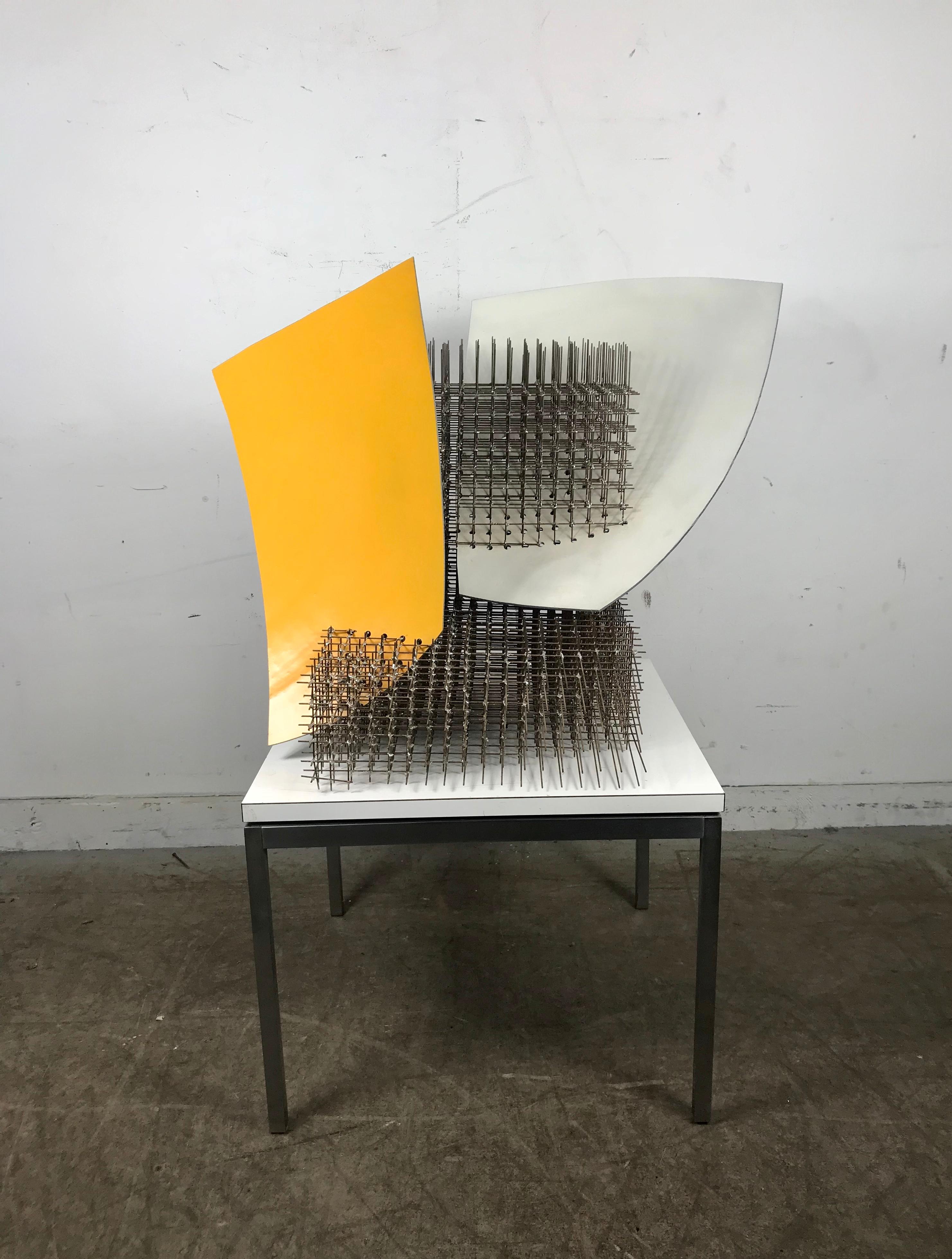 Acier Sculpture abstraite moderniste en acier soudé blanc jaune « Yellow White » de Robert Brock en vente