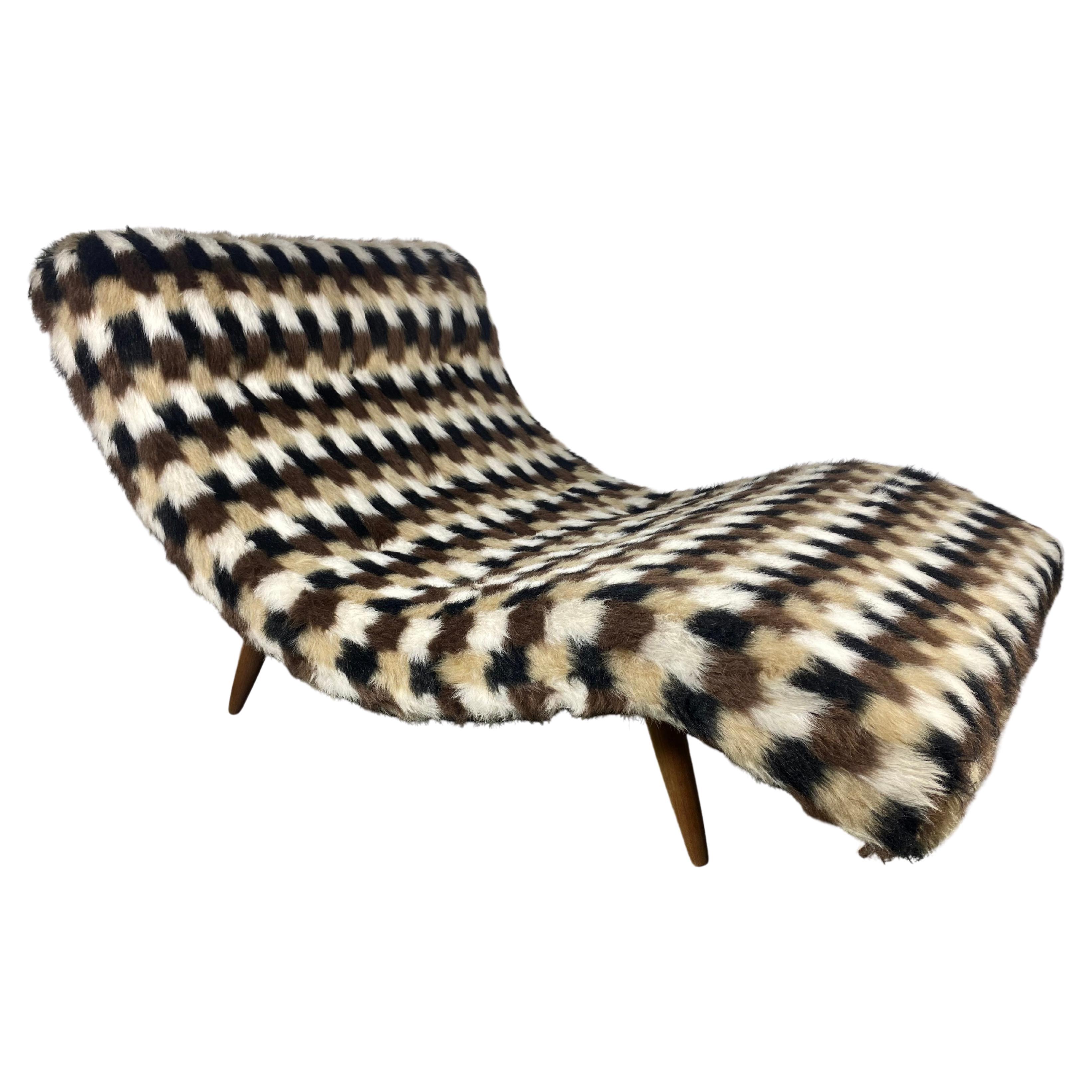 Modernist Adrian Pearsall Wave Chaise Lounge in original geometric fabric For Sale