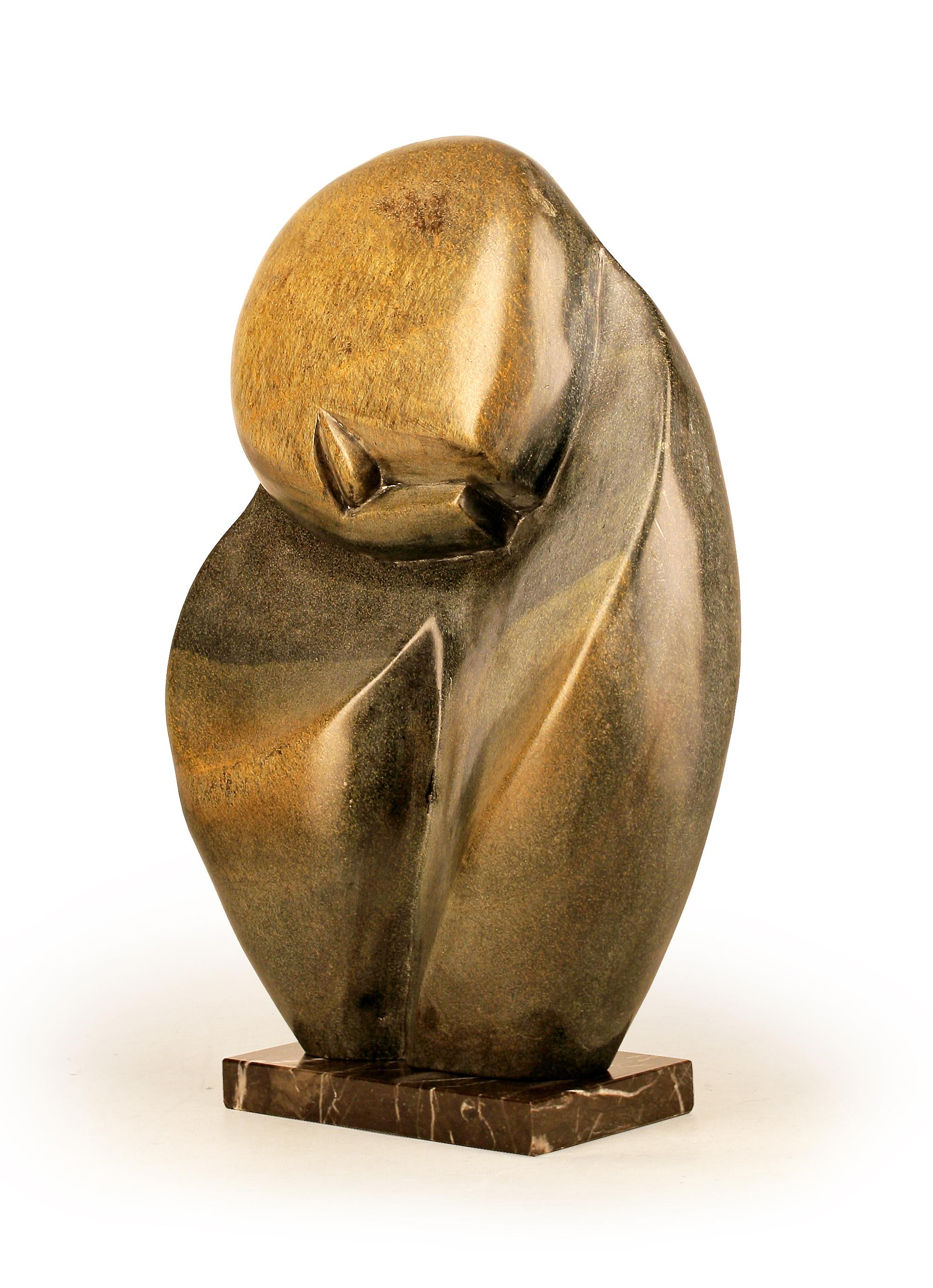 Modernist african inspired german hand-crafted stone sculpture with marble base

By: Henry Moore (in the style of), Constantin Brancusi 2 (in the style of)
Material: stone, marble
Technique: hand-crafted, polished
Dimensions: 4 in x 11.5 in x 17