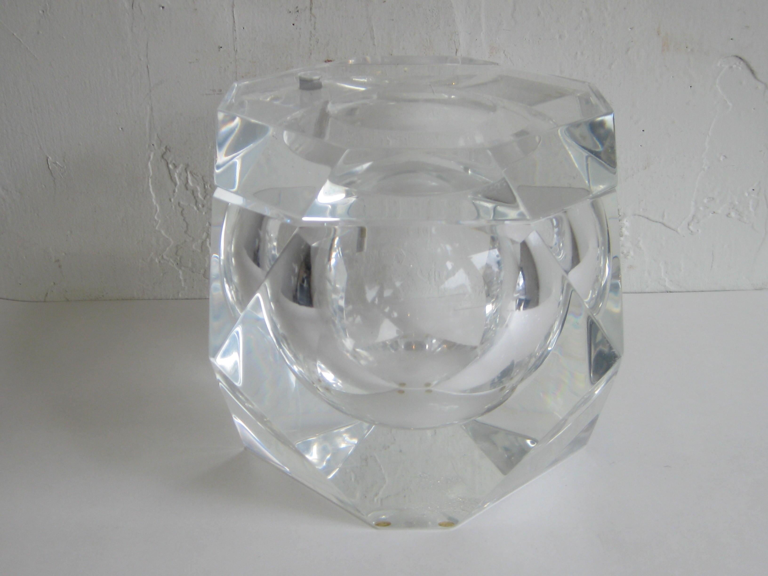 Modernist Alessandro Albrizzi Italian Faceted Lucite Bar Ice Bucket, circa 1970 5