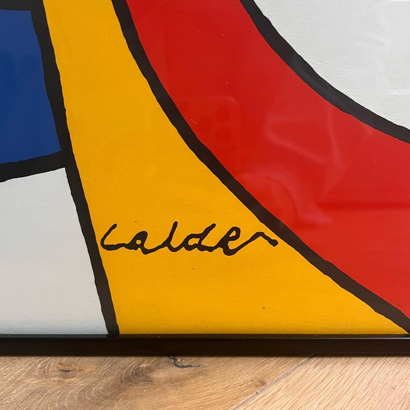 Modernist Alexander Calder Print Fine Art Poster, 20th Century In Good Condition For Sale In View Park, CA