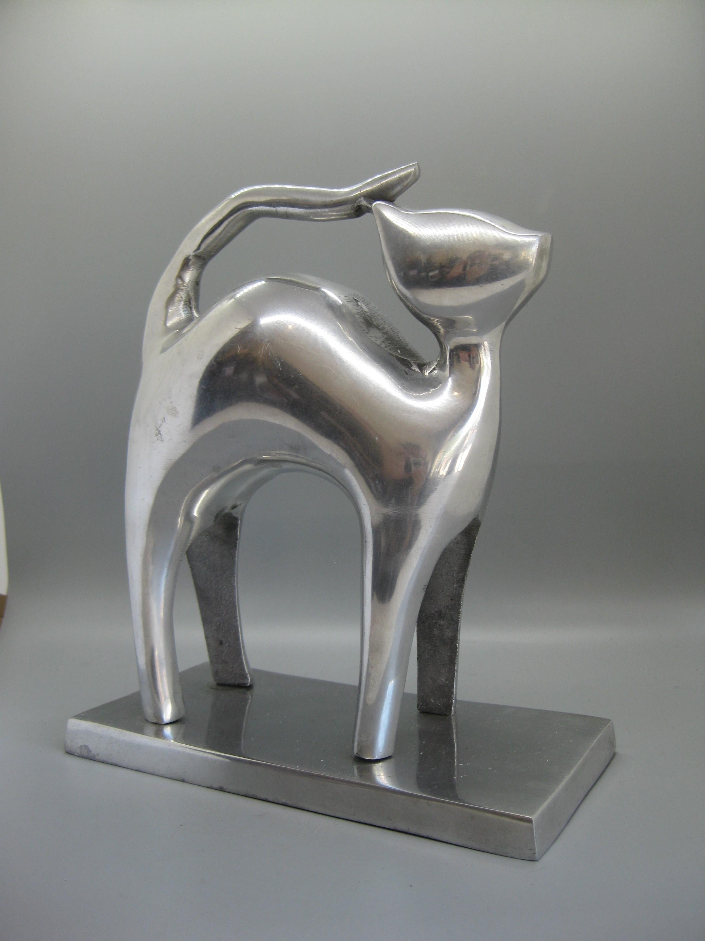 Modernist Aluminum Cat Abstract Figural Sculpture In Good Condition For Sale In San Diego, CA