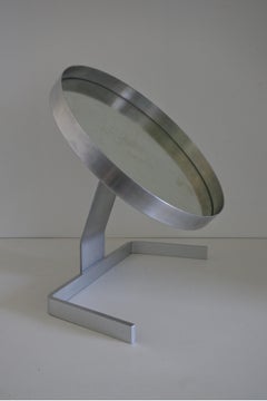 Espejo de tocador o de mesa de aluminio modernista de Pierre Vandel, Francia Años 70