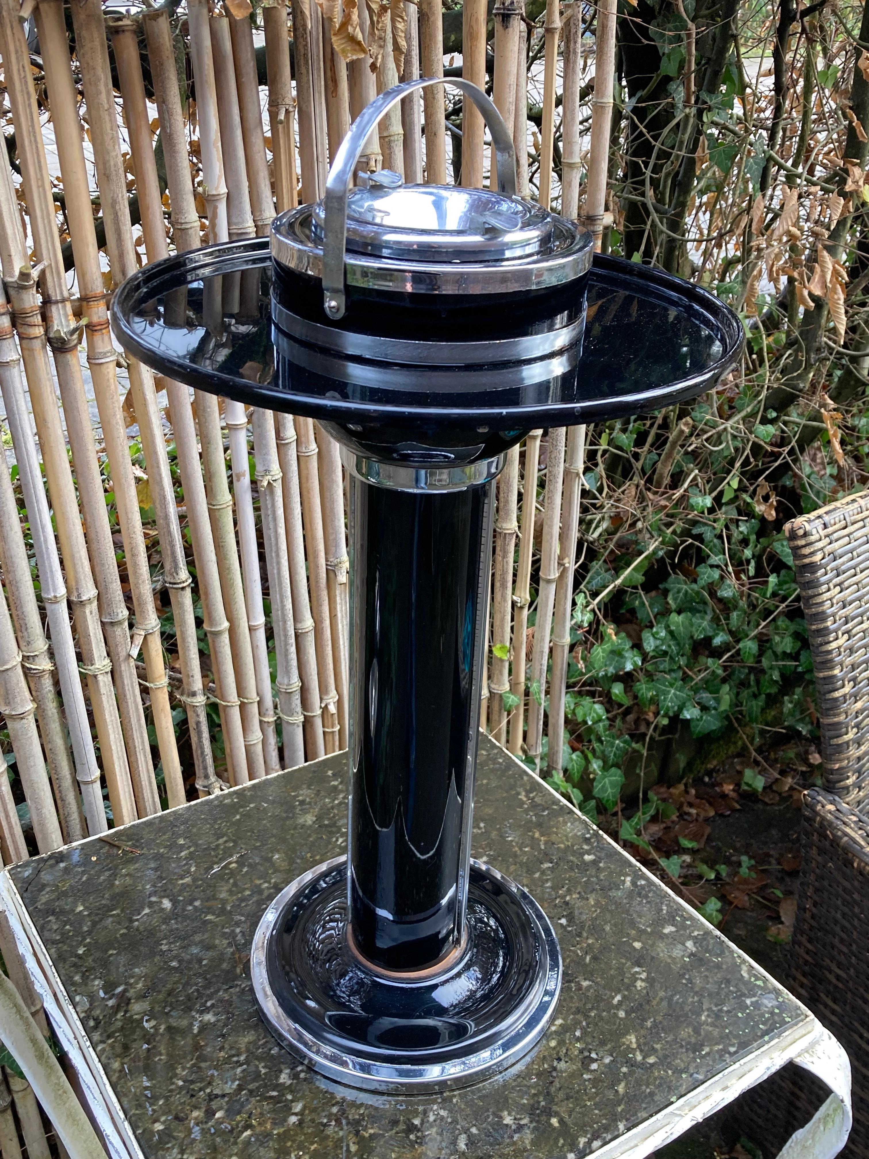 Modernist American Art Déco smoker stand. Machine Age 1930s. Metal and Chrome  4