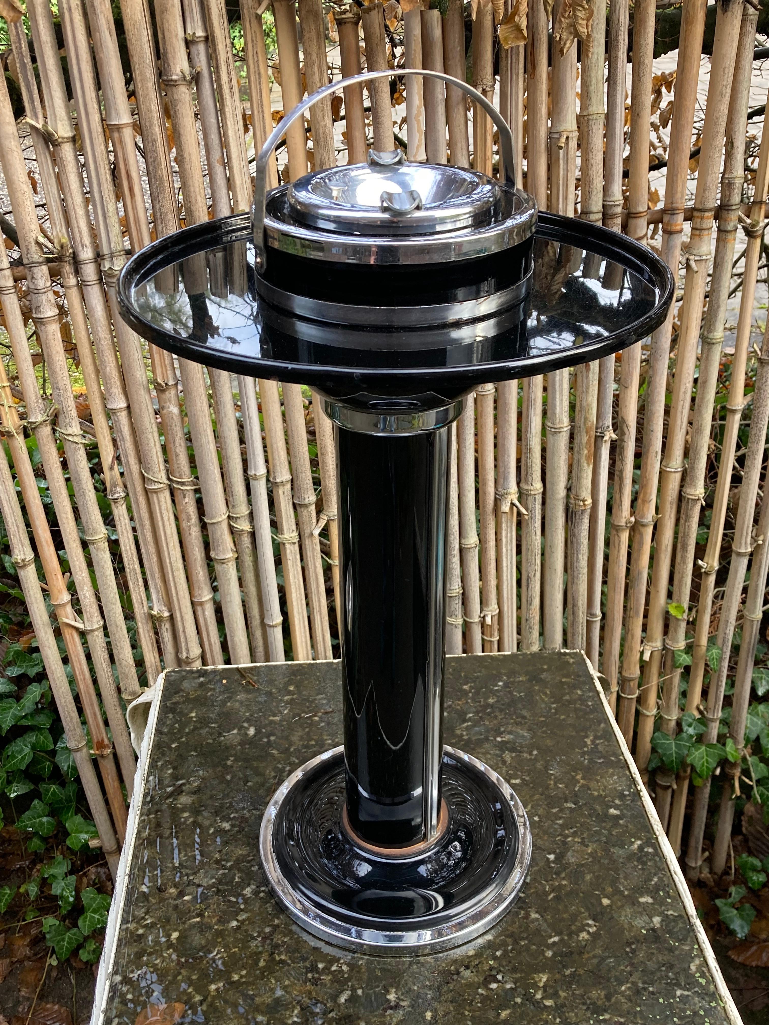 Modernist American Art Déco smoker stand. Machine Age 1930s. Metal and Chrome  5
