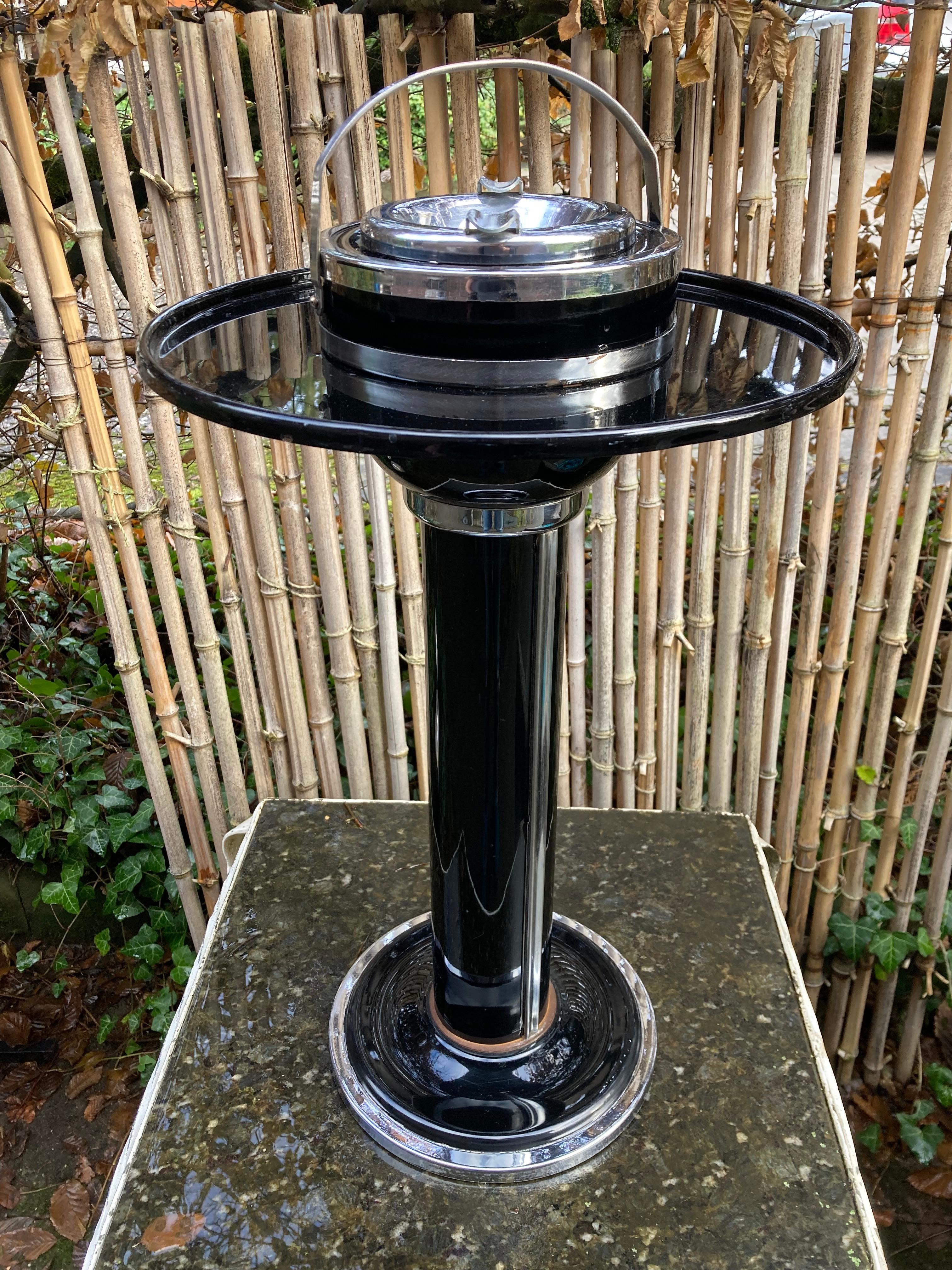 Modernist American Art Déco smoker stand. Machine Age 1930s. Metal and Chrome  9