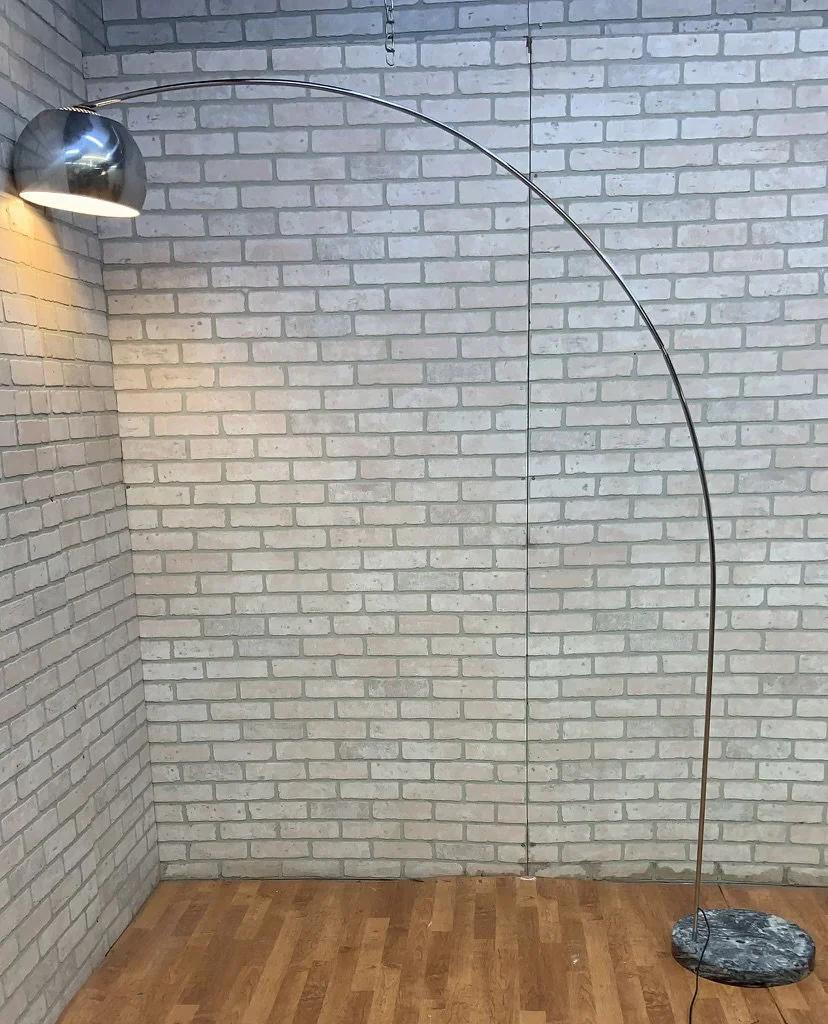 Modernist Arc Lamp with Marble Base In Good Condition In Chicago, IL