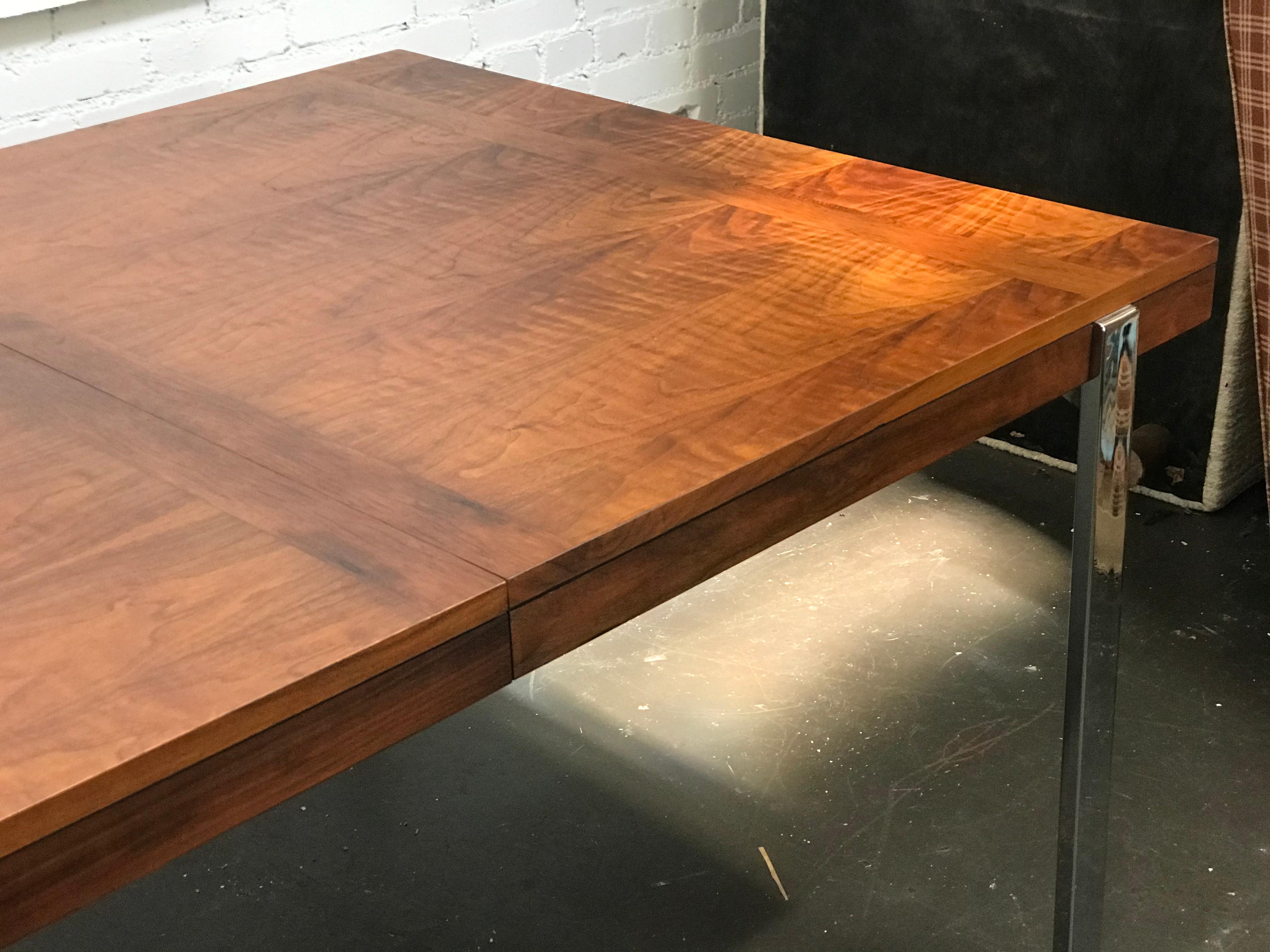 Modernist Architectural Dining Table in Walnut Rosewood and Chrome In Good Condition In St.Petersburg, FL