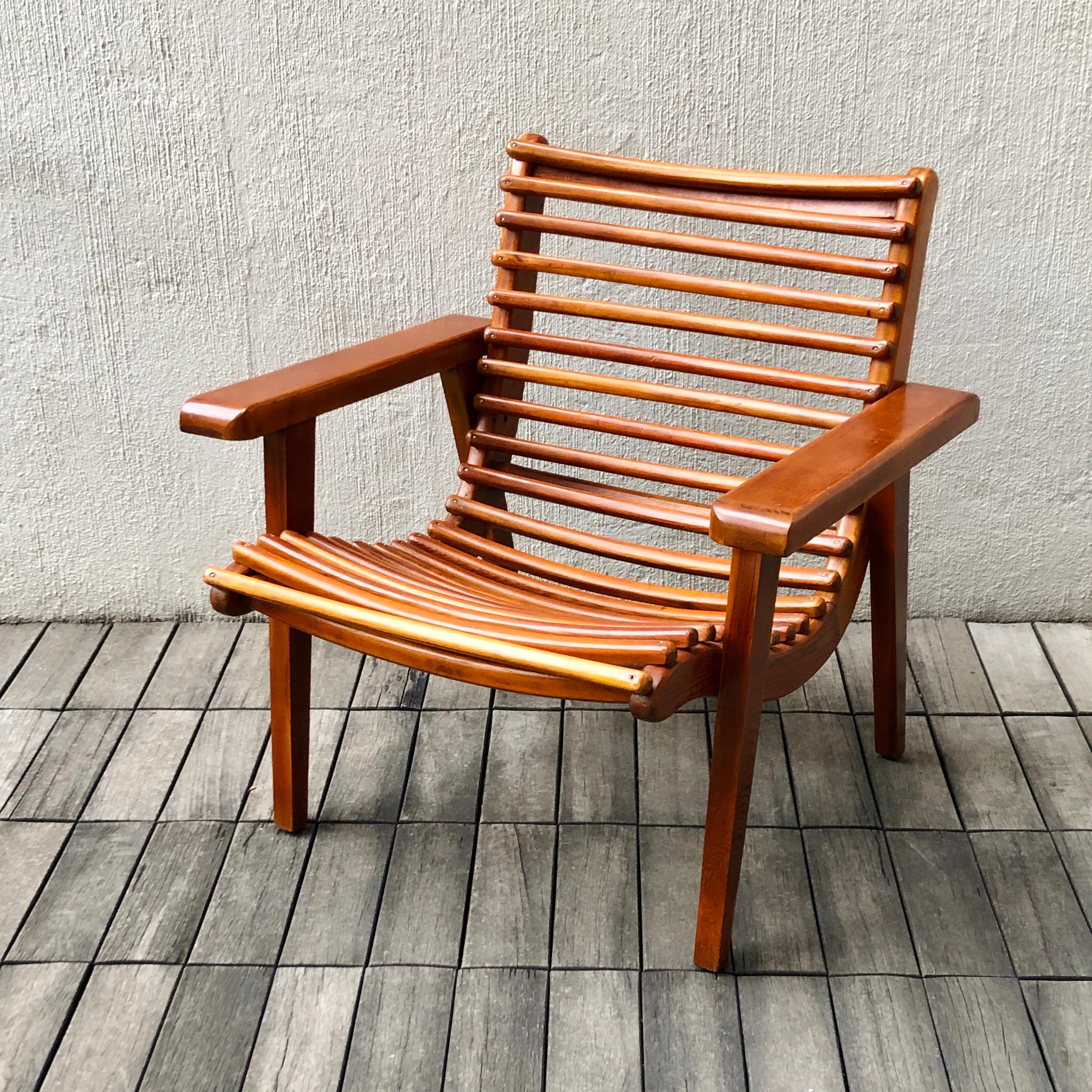 Modernist Armchair by M. Van Beuren Set of 2 Pieces In Excellent Condition In Mérida, Yucatan